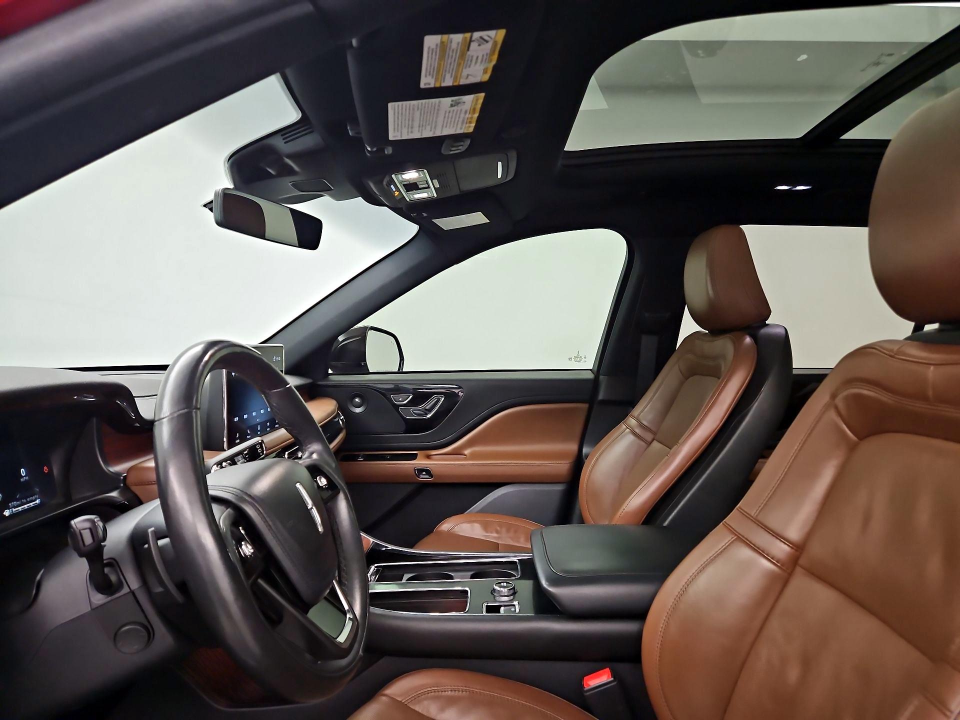 Thumbnail: 2021 Lincoln Aviator - 20