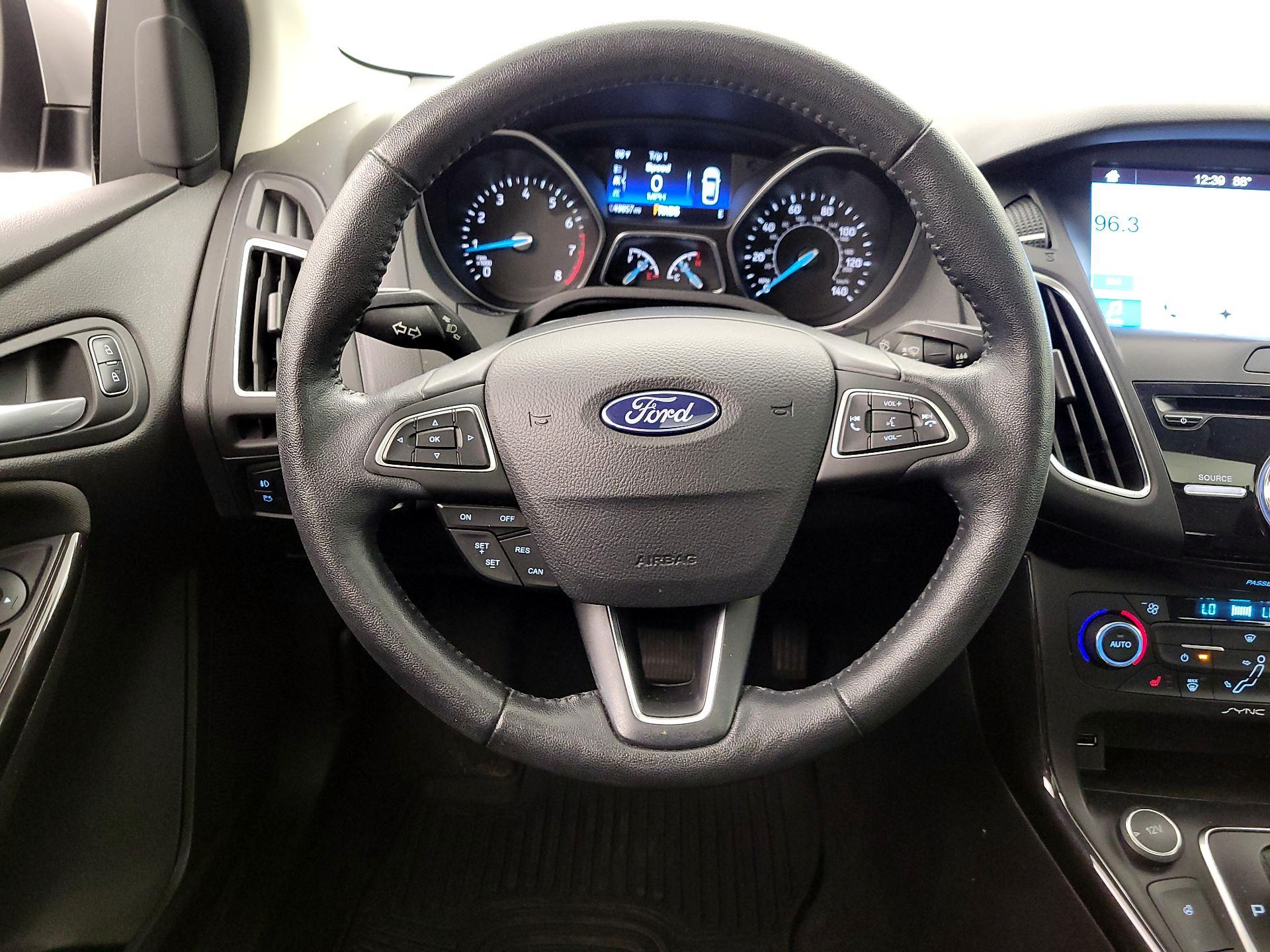 Thumbnail: 2017 Ford Focus - 10