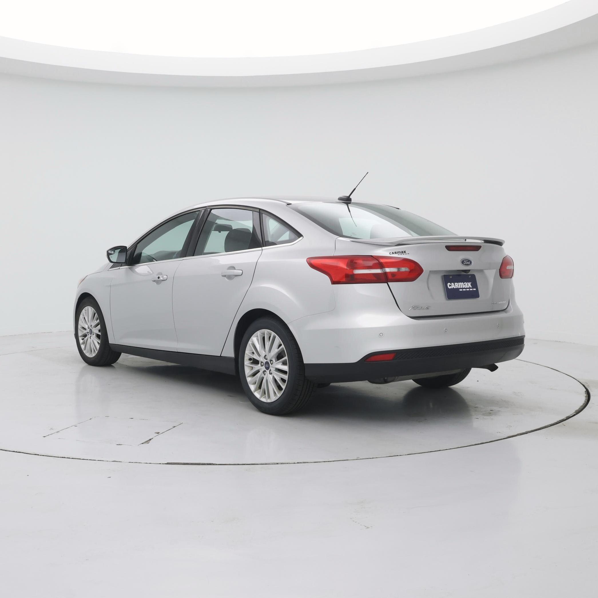 Thumbnail: 2017 Ford Focus - 2