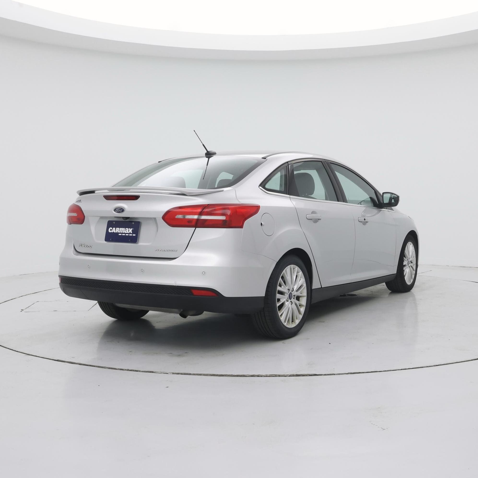 Thumbnail: 2017 Ford Focus - 8