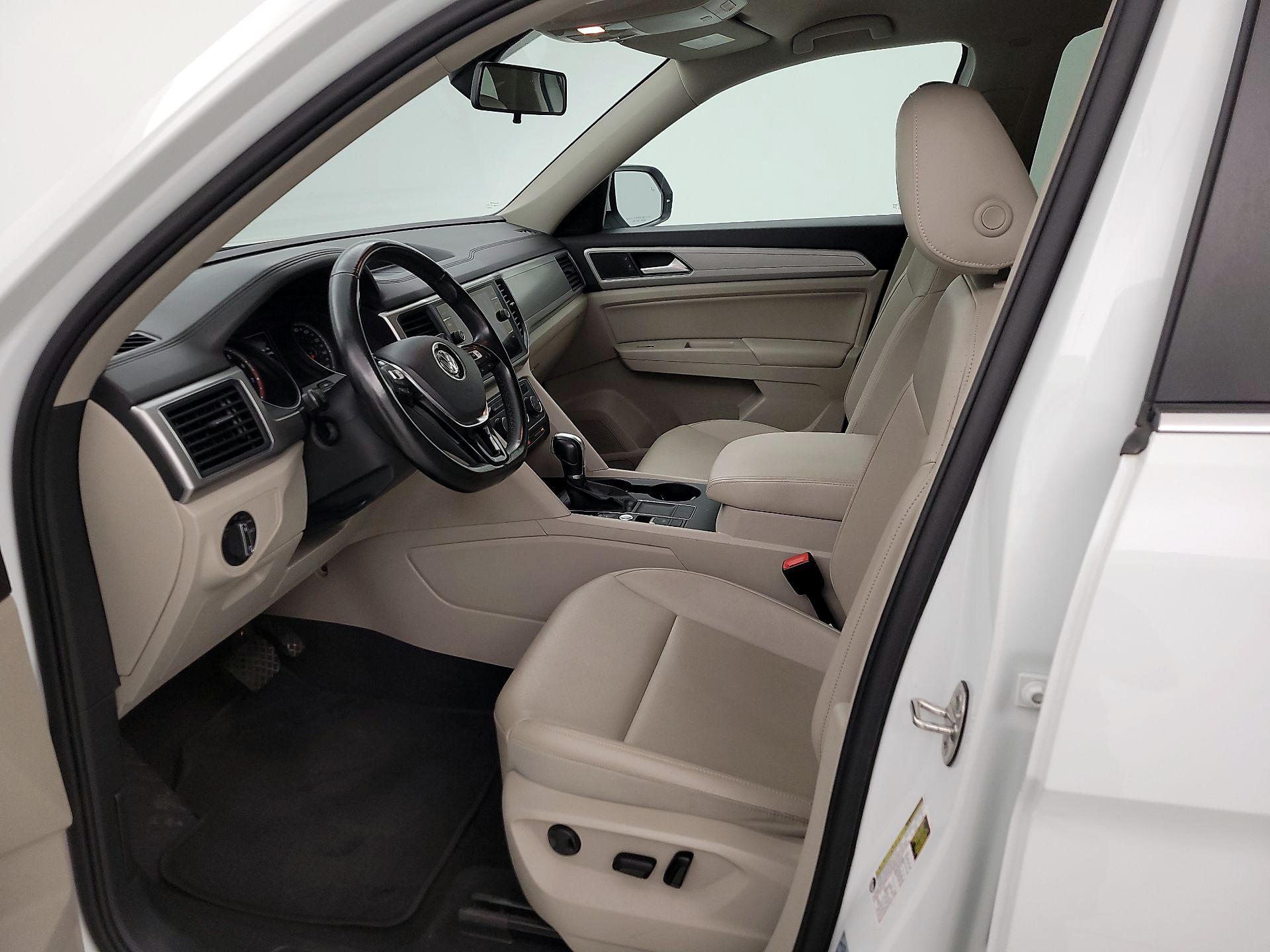 Thumbnail: 2018 Volkswagen Atlas - 11