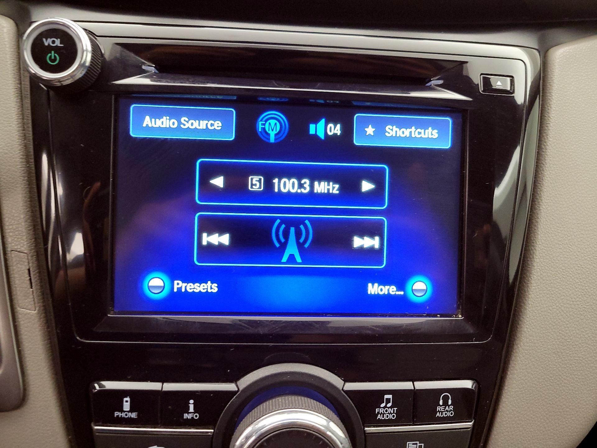 Thumbnail: 2015 Honda Odyssey - 15