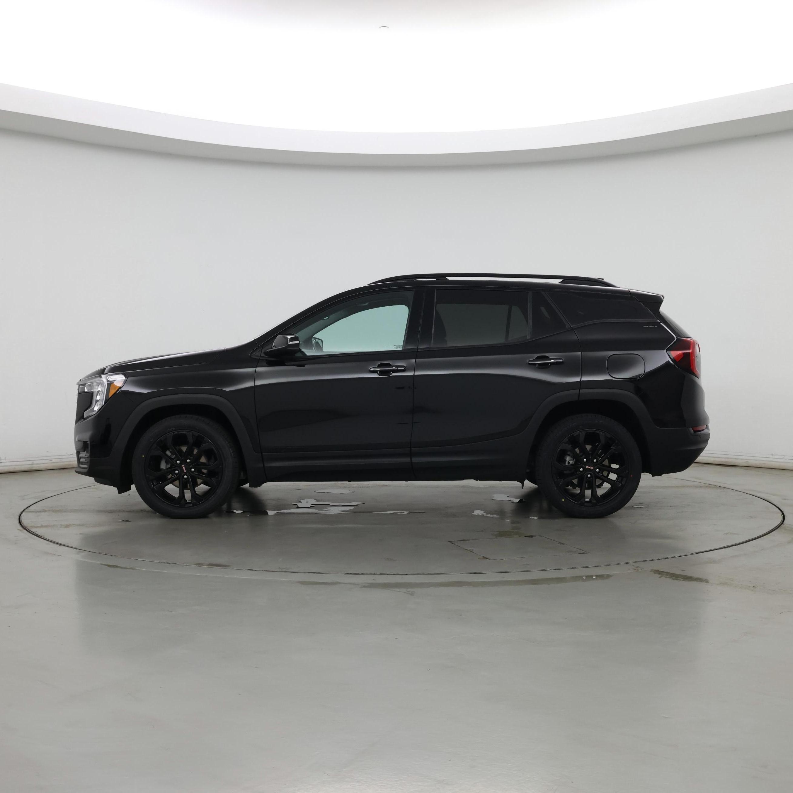 Thumbnail: 2022 GMC Terrain - 3