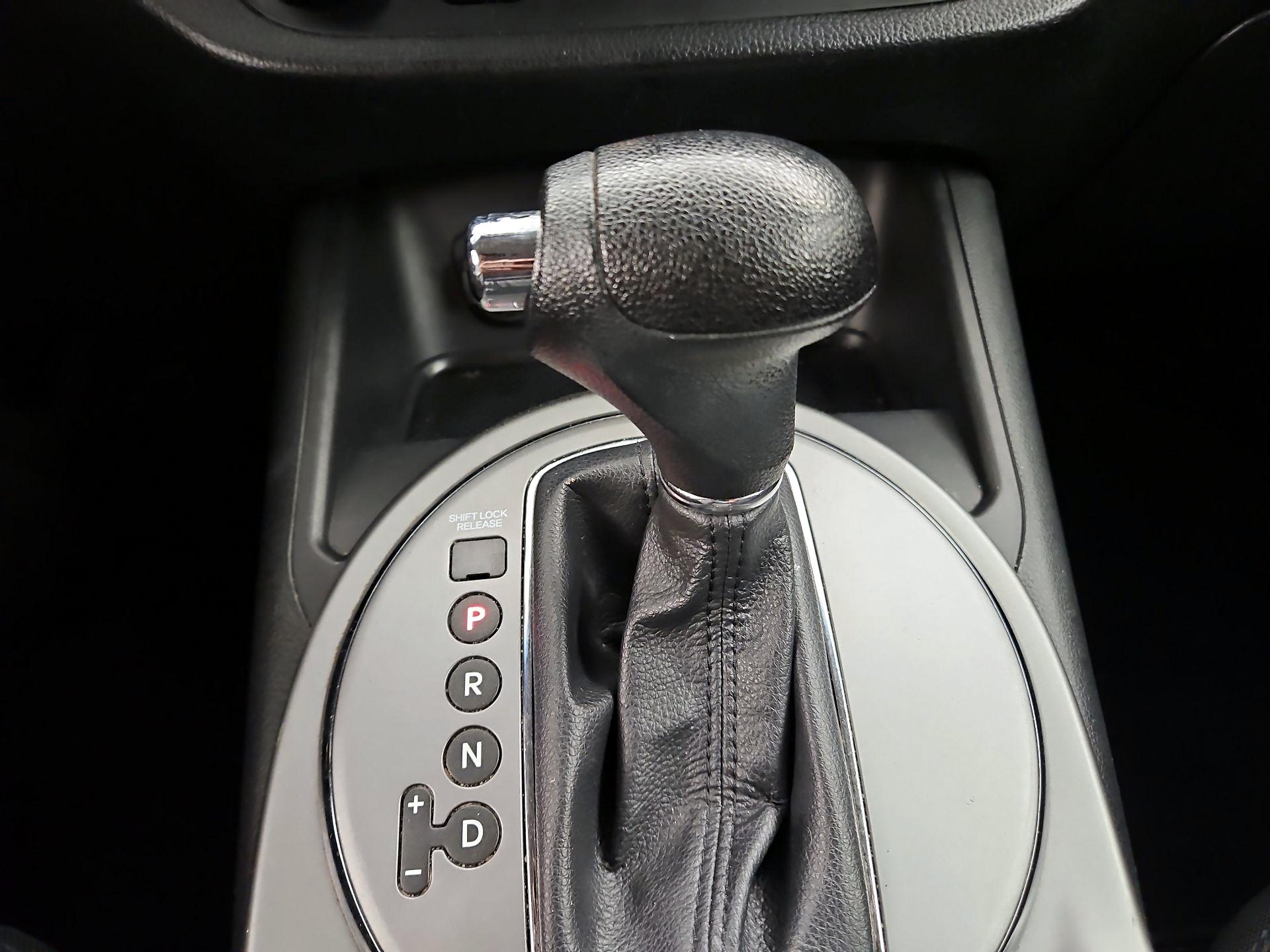 Thumbnail: 2016 Kia Sportage - 16