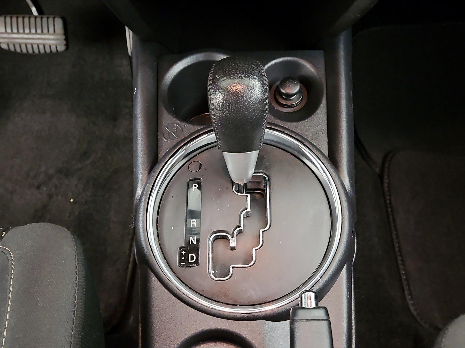 Thumbnail: 2016 Mitsubishi Outlander Sport - 16