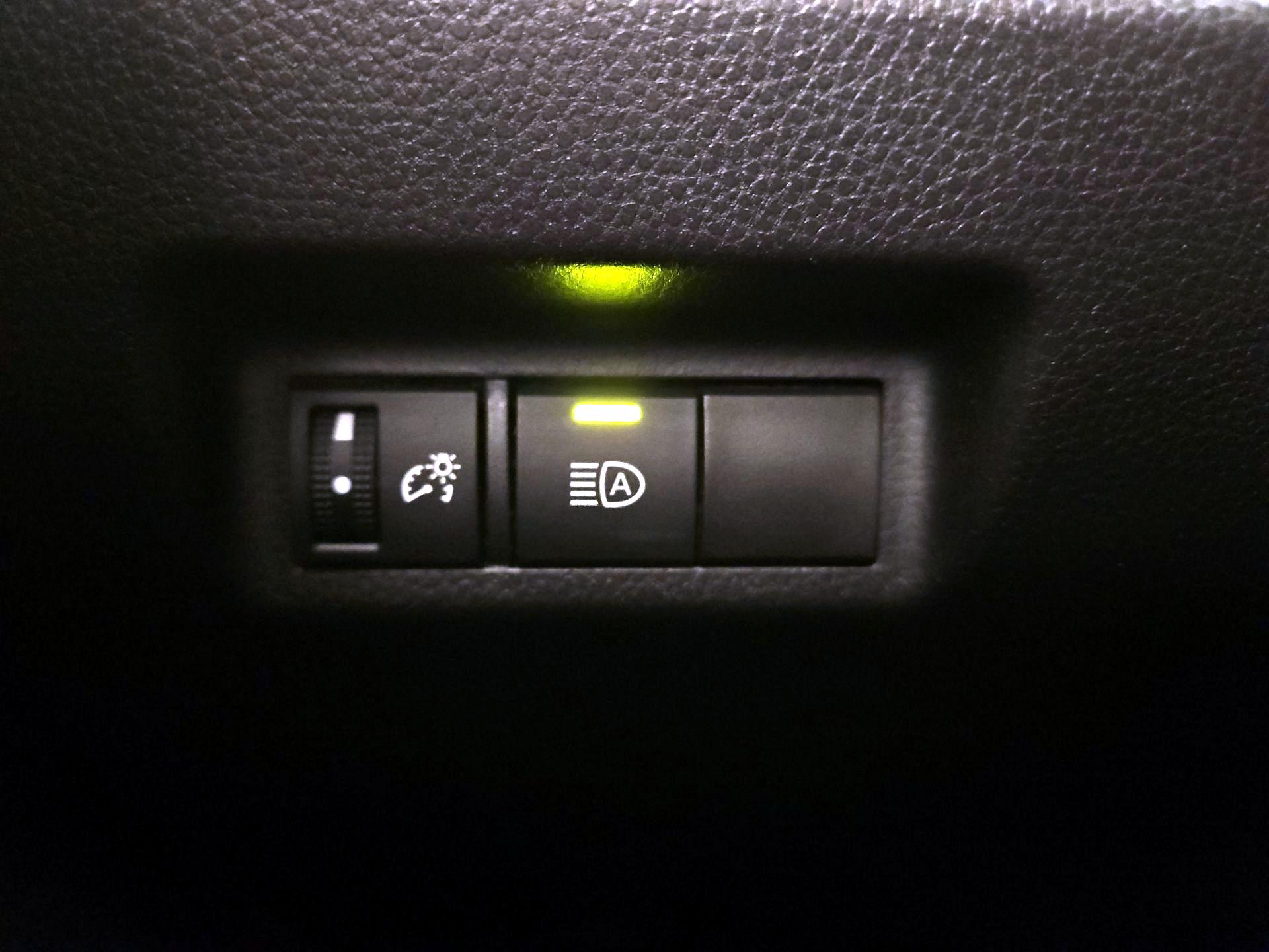 Thumbnail: 2023 Toyota RAV4 - 13