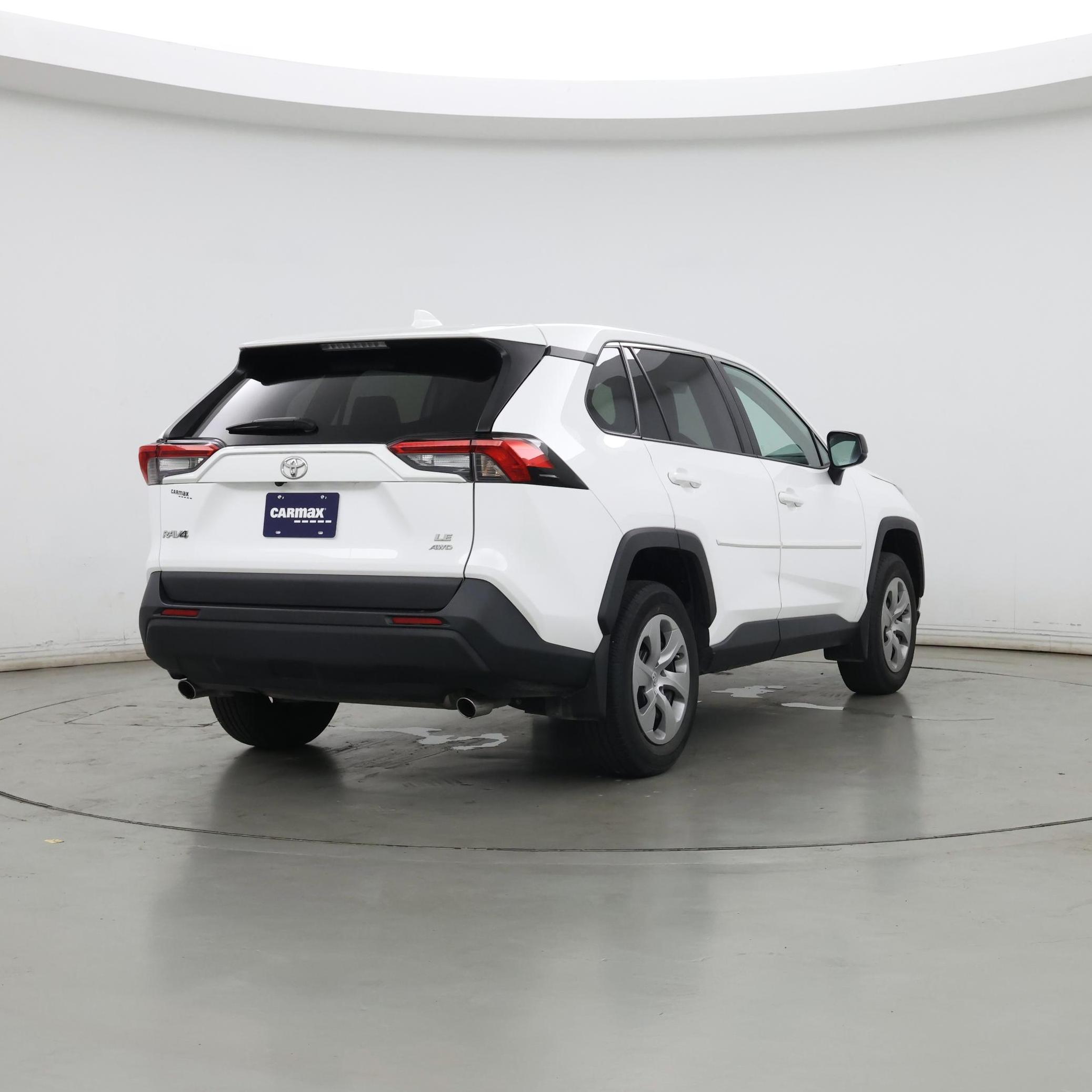 Thumbnail: 2023 Toyota RAV4 - 8
