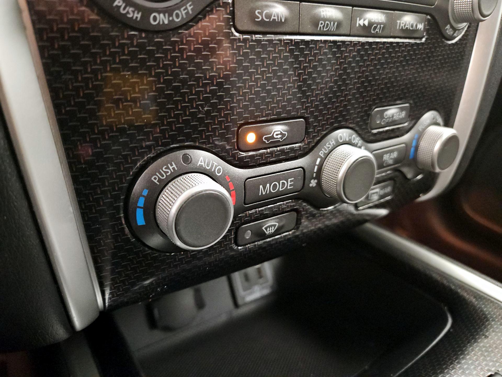Thumbnail: 2020 Nissan Pathfinder - 17
