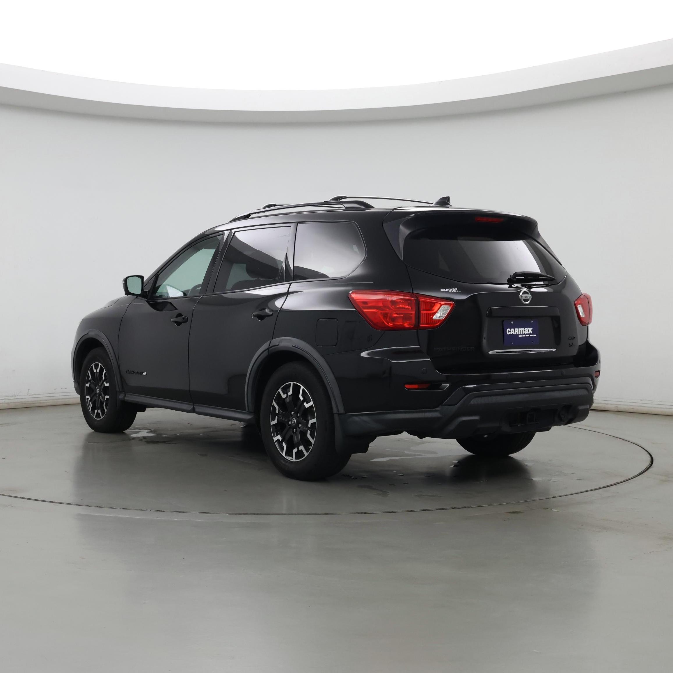 Thumbnail: 2020 Nissan Pathfinder - 2
