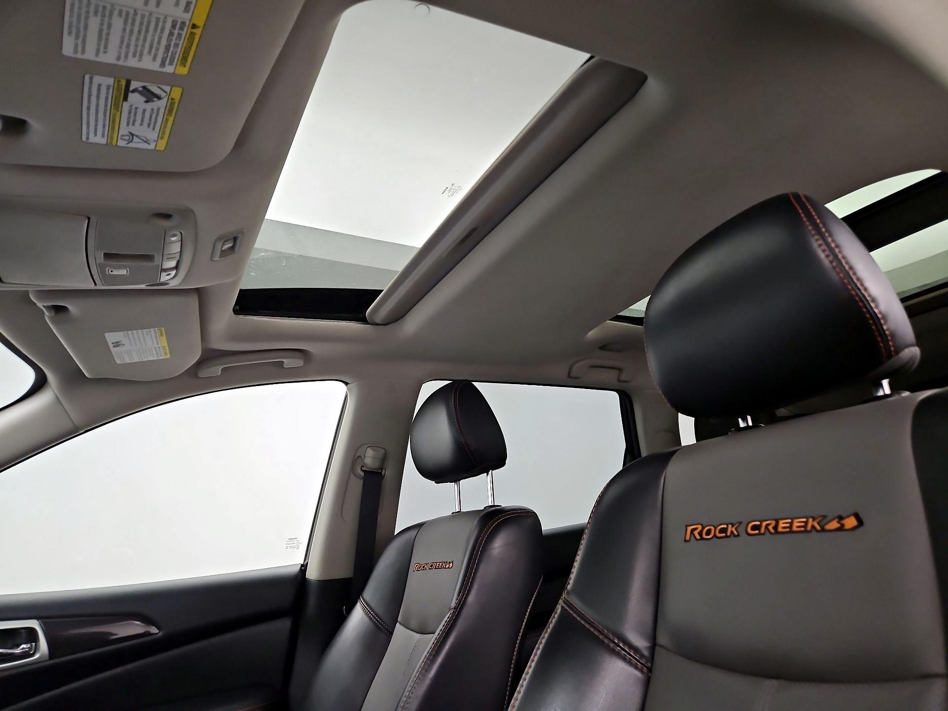 Thumbnail: 2020 Nissan Pathfinder - 20