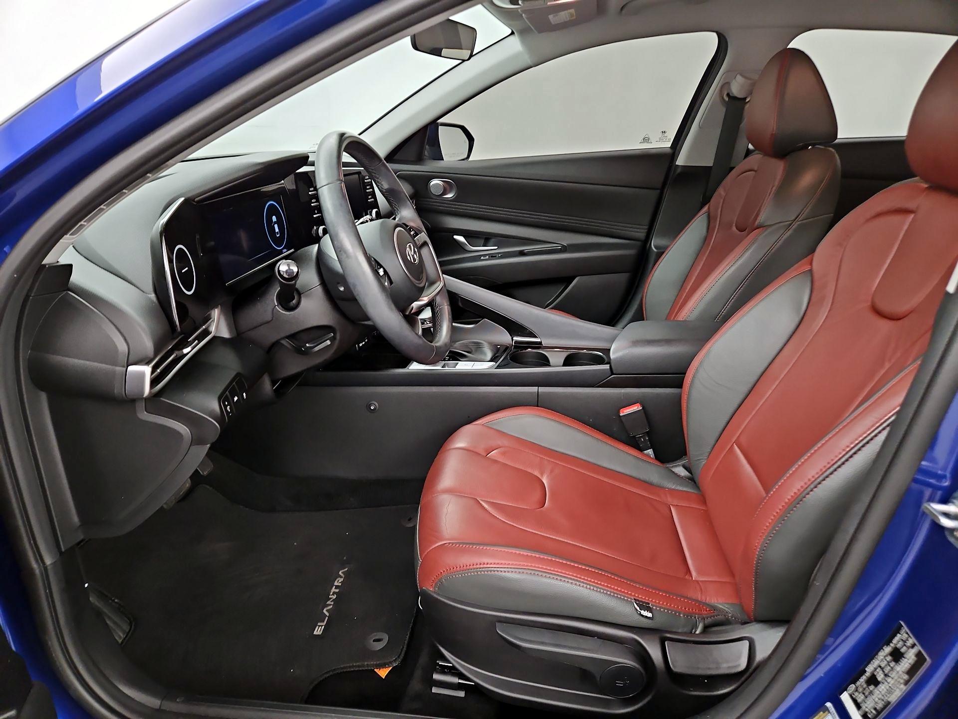 Thumbnail: 2022 Hyundai Elantra - 11