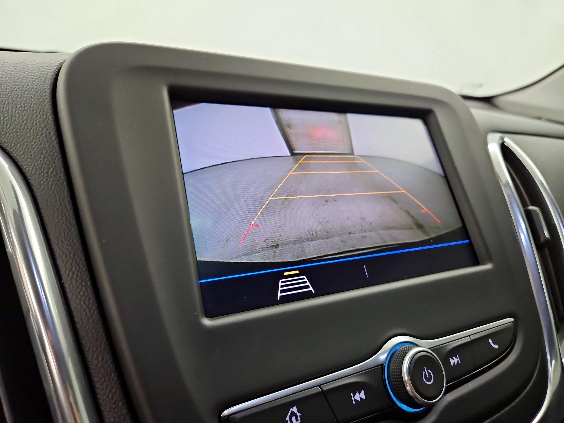Thumbnail: 2020 Chevrolet Equinox - 14