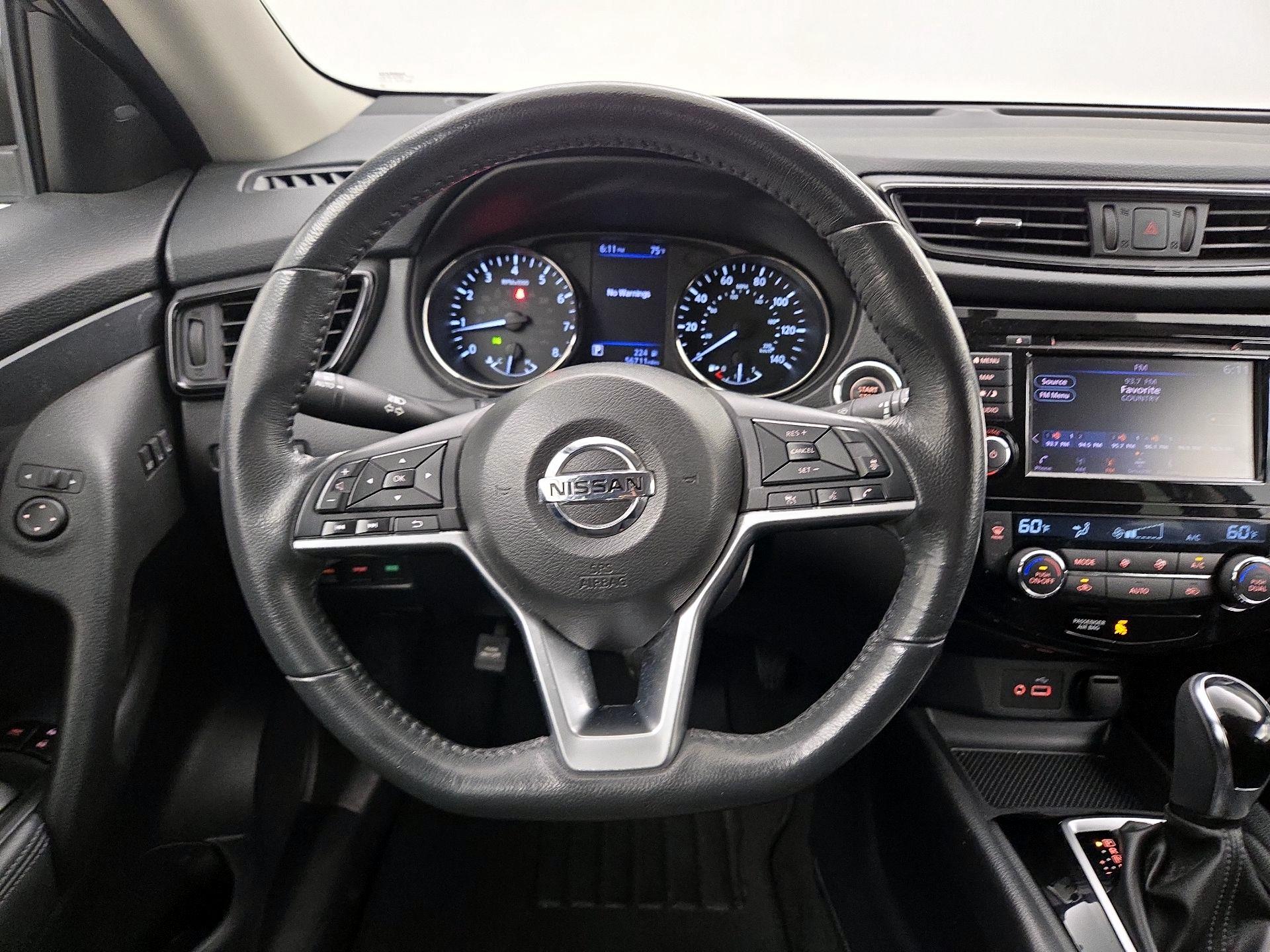 Thumbnail: 2018 Nissan Rogue - 10