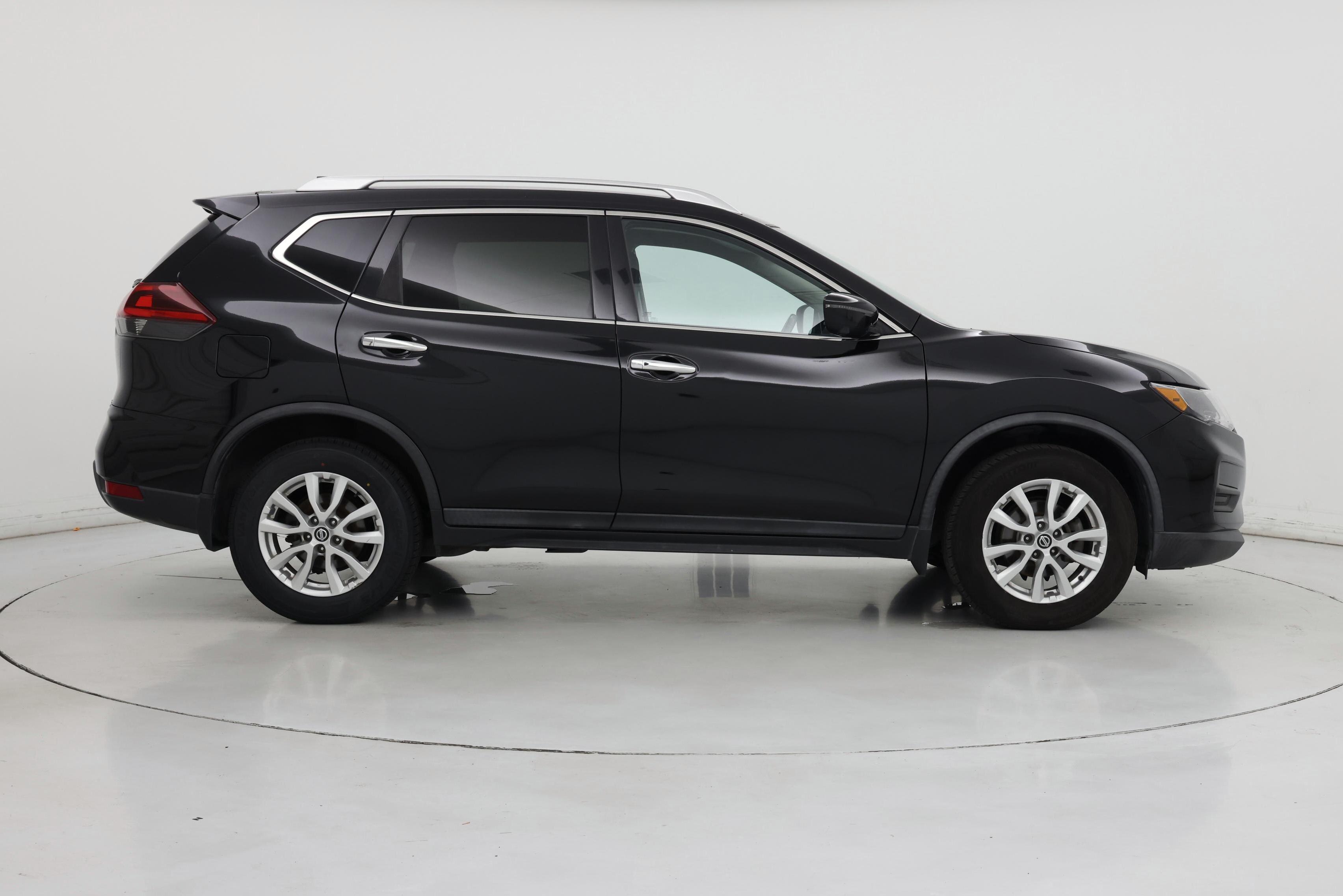 Thumbnail: 2018 Nissan Rogue - 7