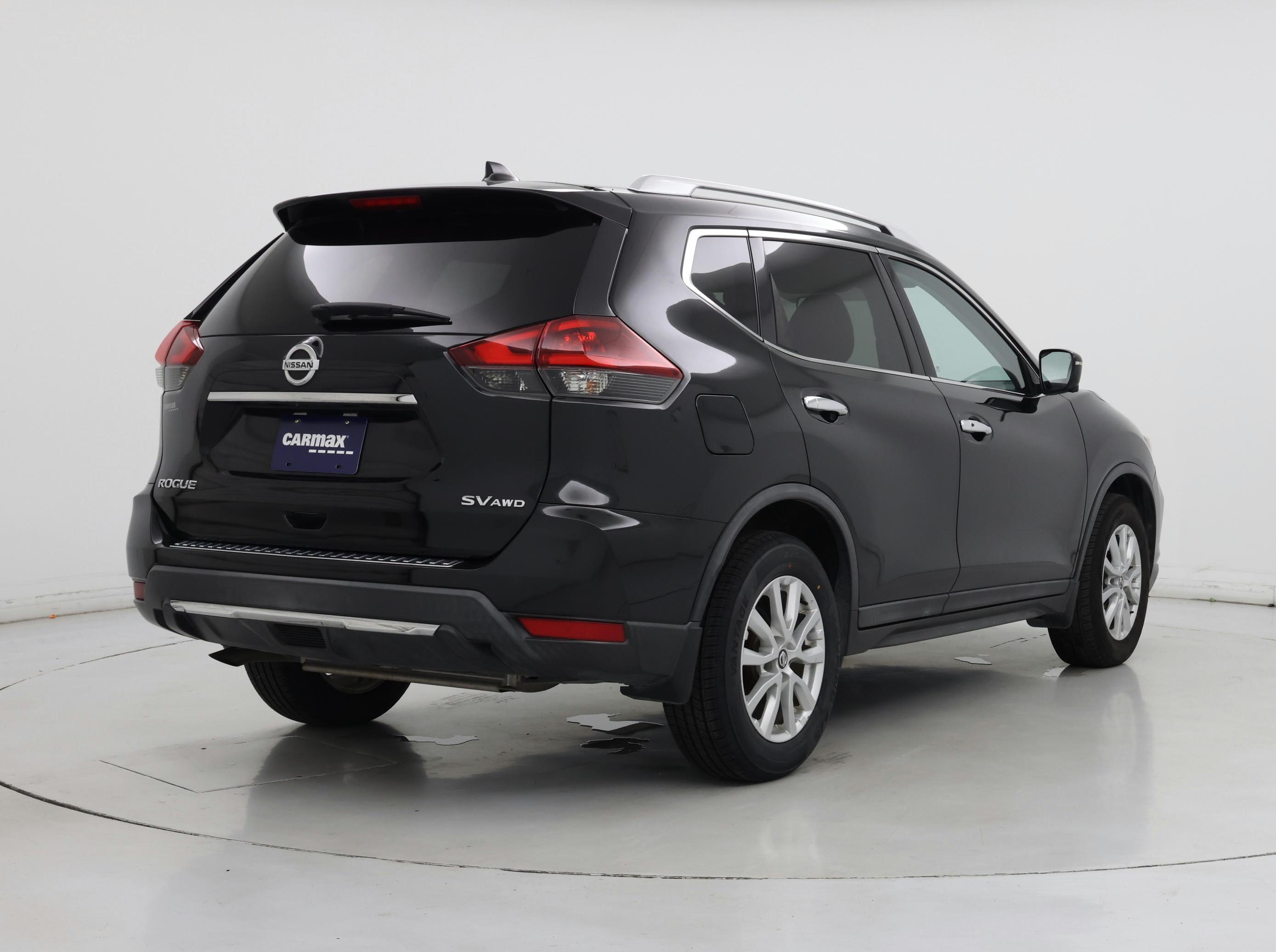 Thumbnail: 2018 Nissan Rogue - 8