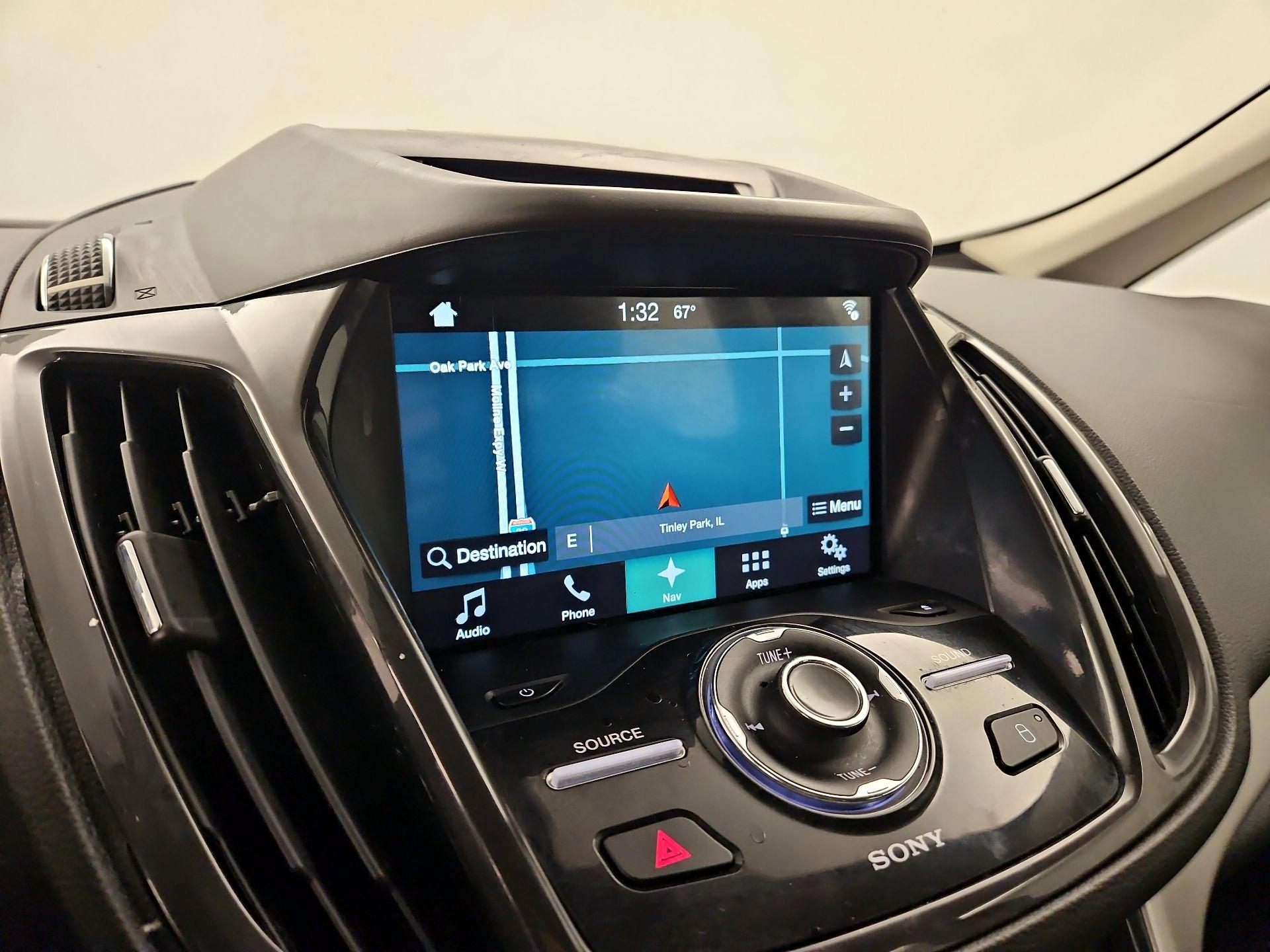 Thumbnail: 2016 Ford C-Max - 14