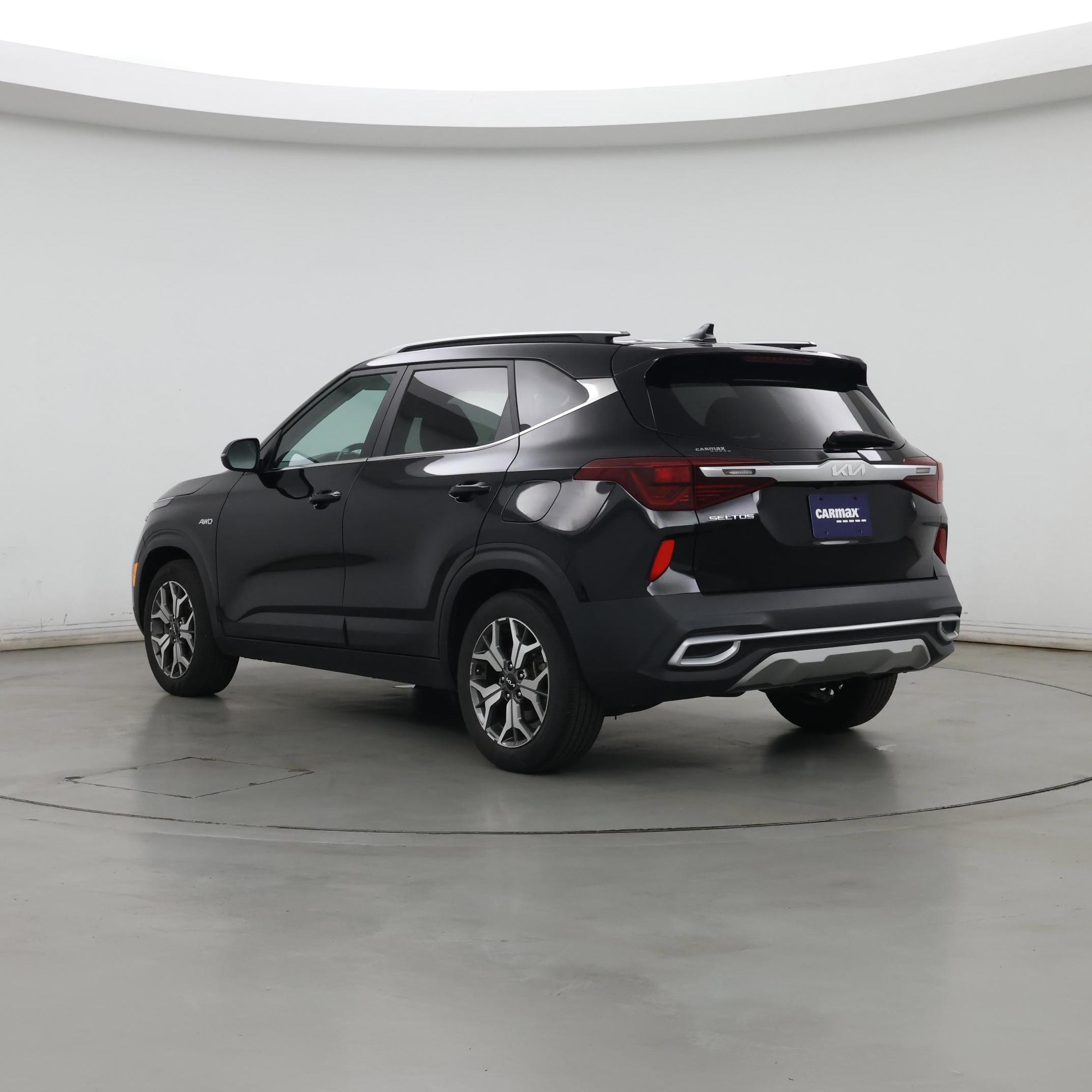 Thumbnail: 2022 Kia Seltos - 2