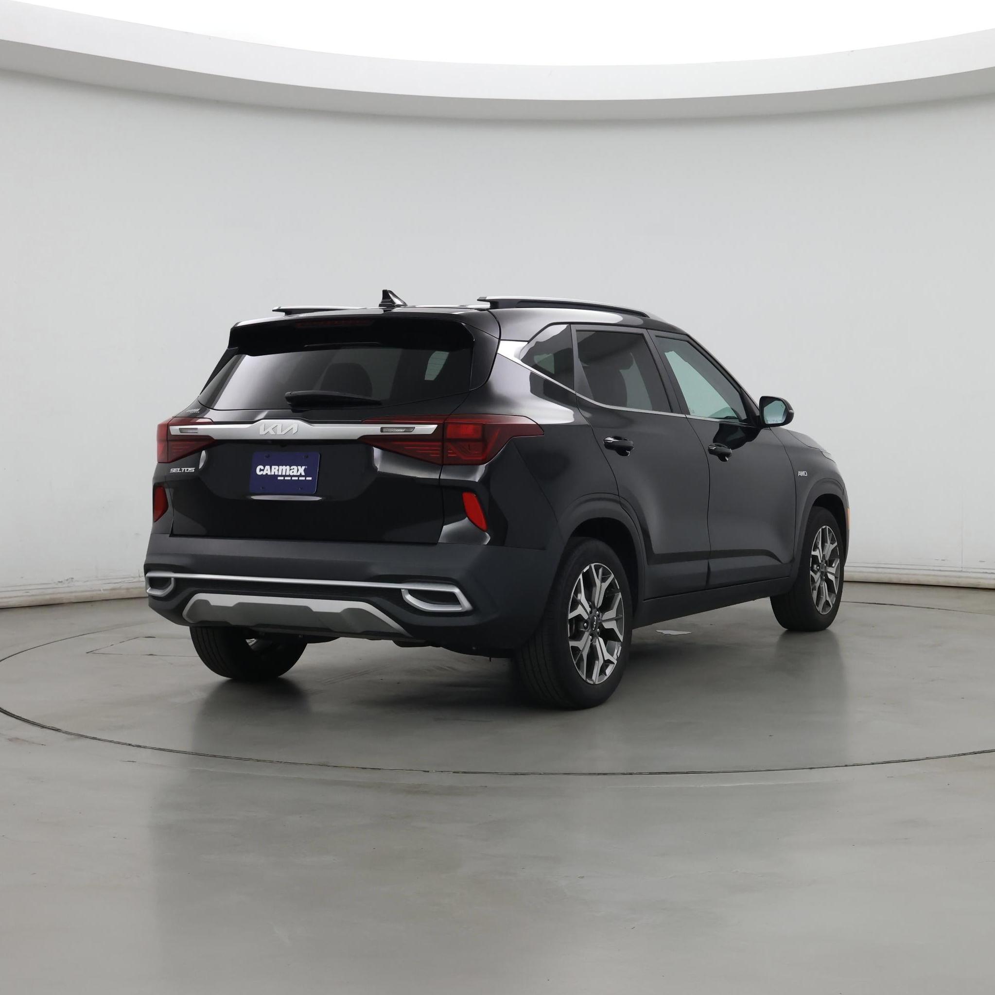 Thumbnail: 2022 Kia Seltos - 8
