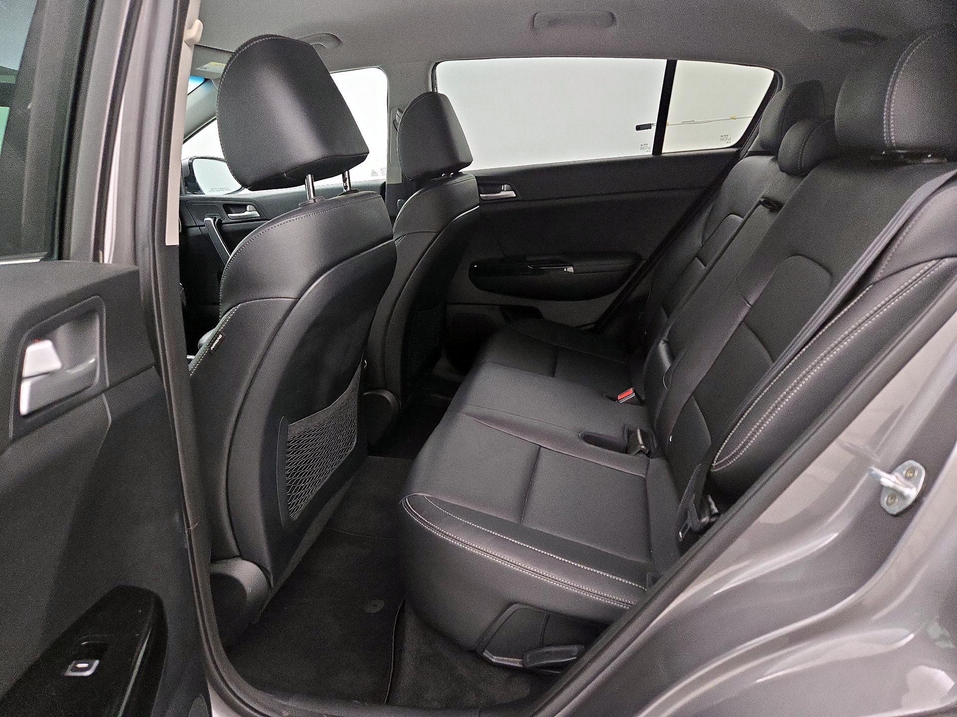 Thumbnail: 2018 Kia Sportage - 19