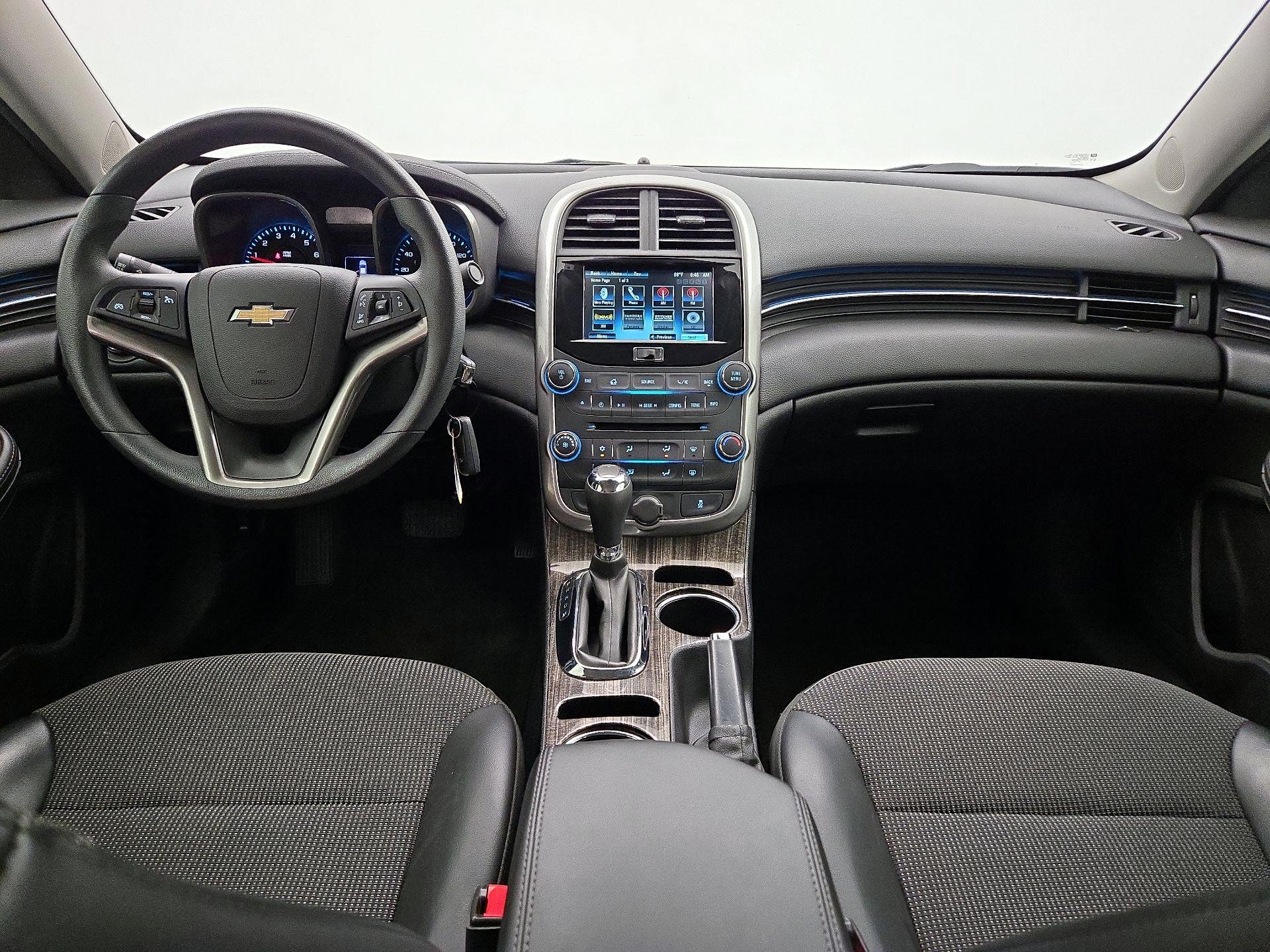 Thumbnail: 2015 Chevrolet Malibu - 9