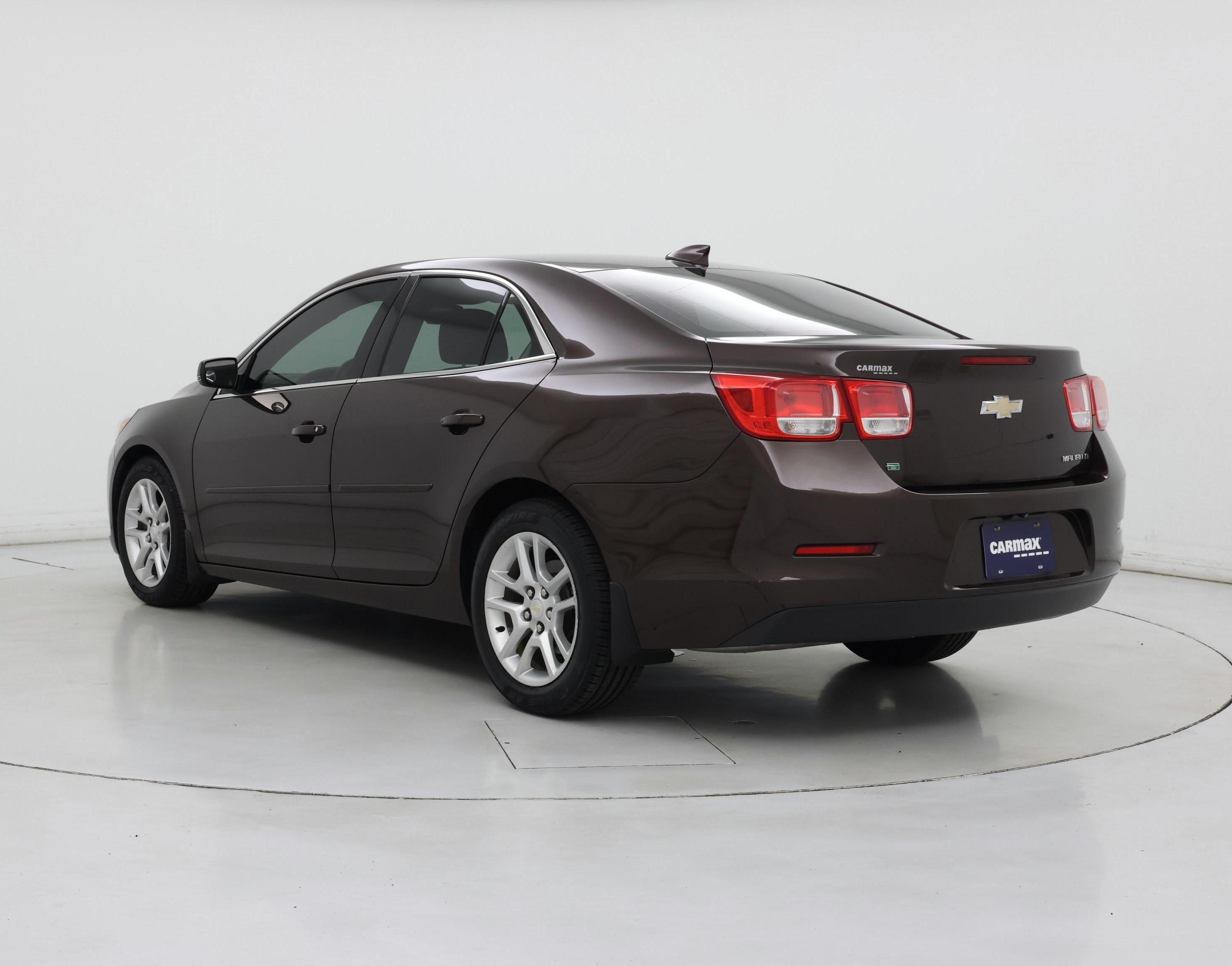 Thumbnail: 2015 Chevrolet Malibu - 2