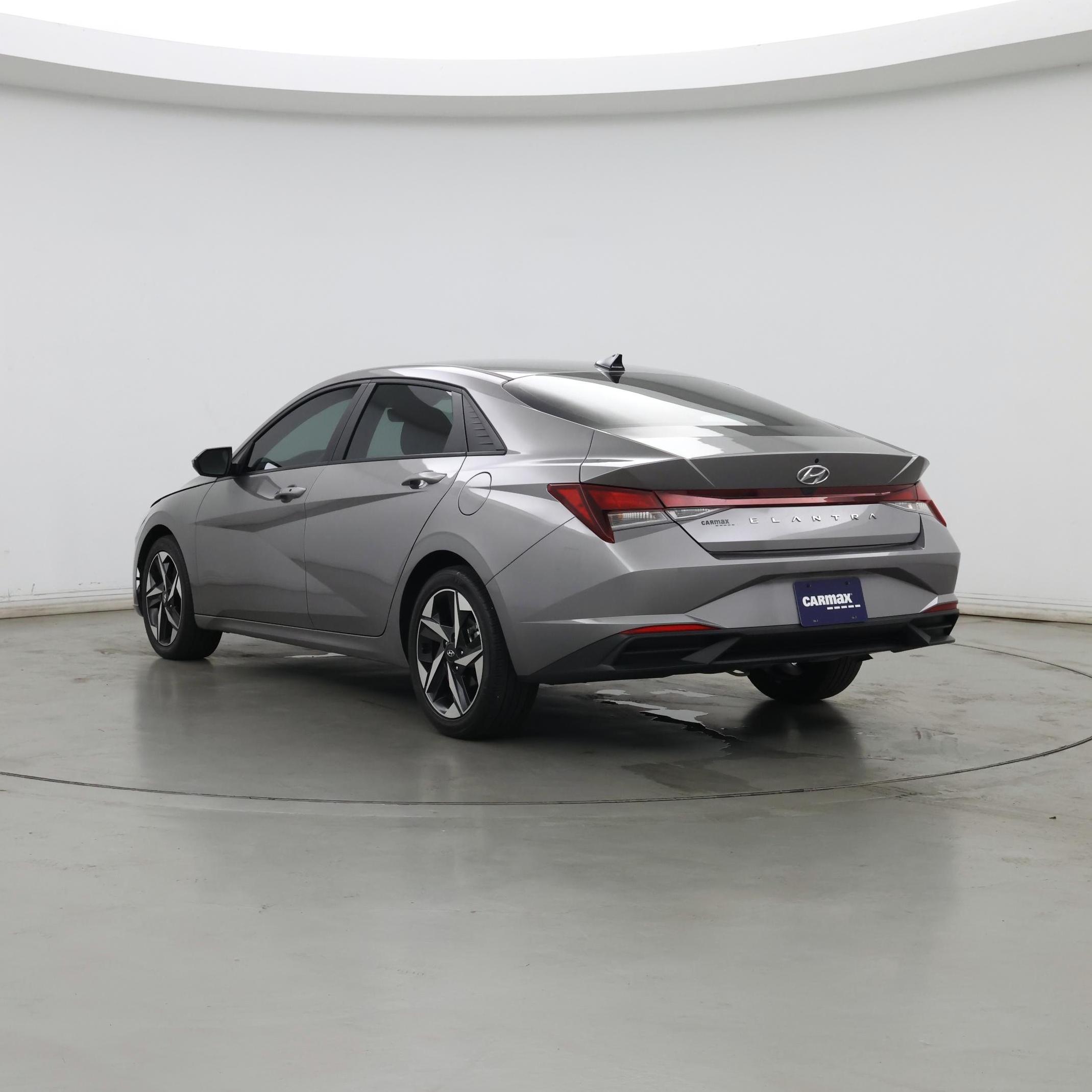 Thumbnail: 2023 Hyundai Elantra - 2