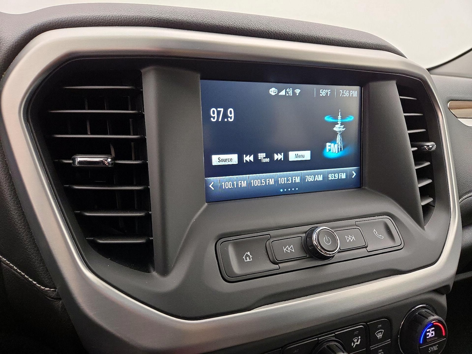 2019 GMC Acadia SLE-1 - Photo 16