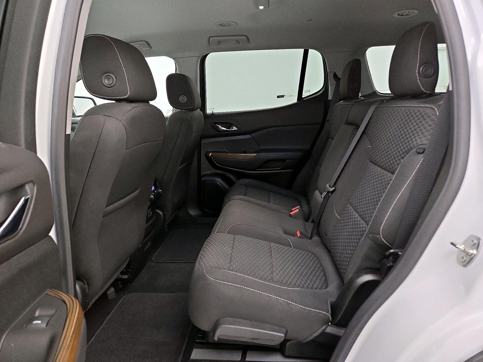 Thumbnail: 2019 GMC Acadia - 19
