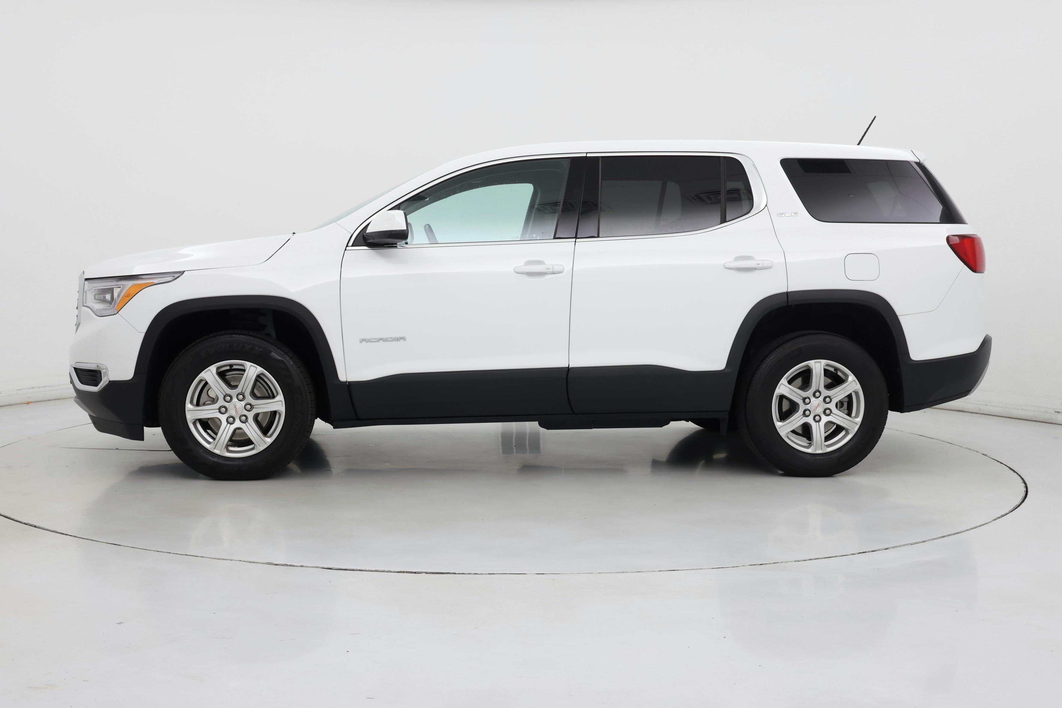 Thumbnail: 2019 GMC Acadia - 3