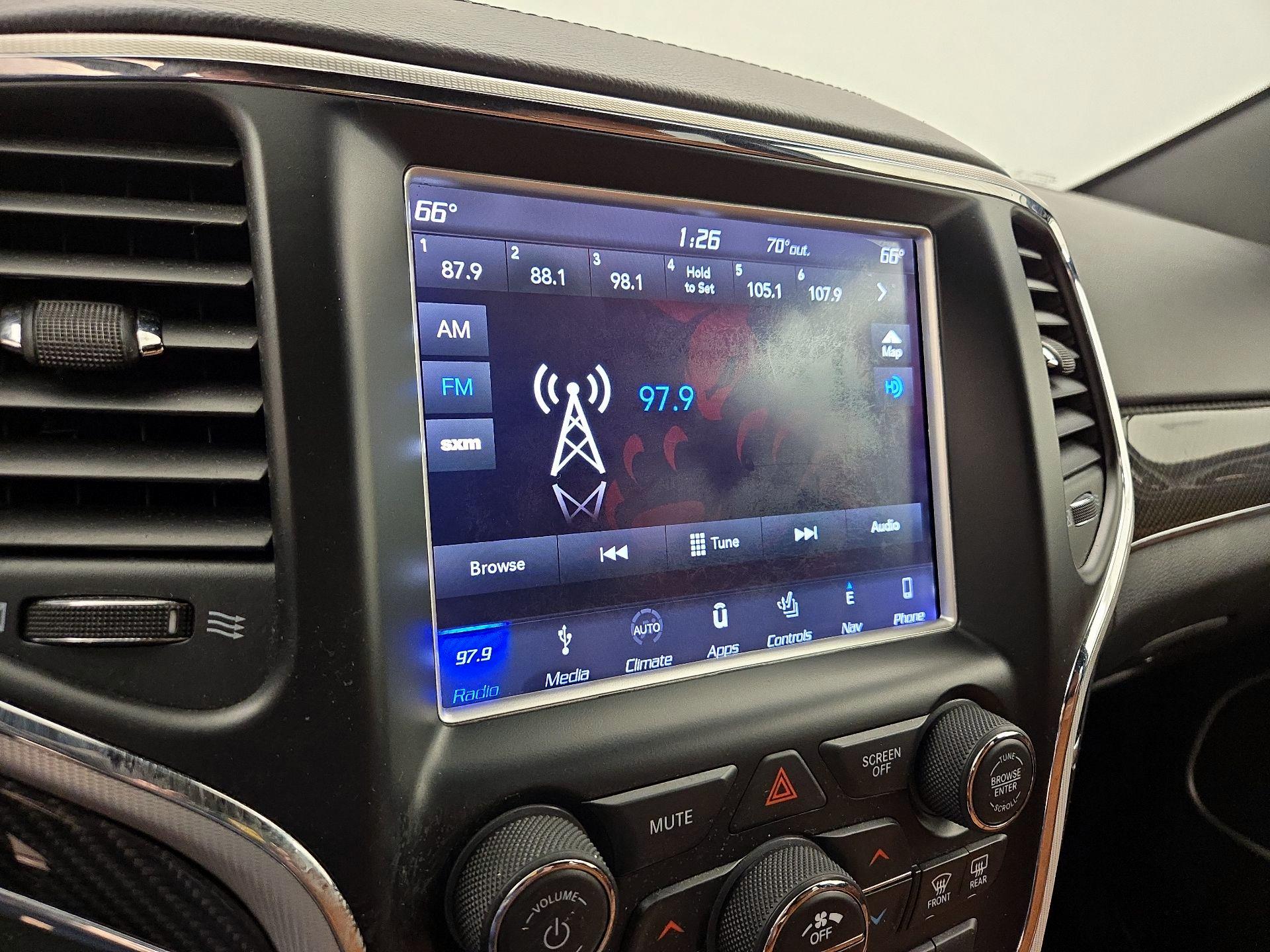 Thumbnail: 2018 Jeep Grand Cherokee - 16