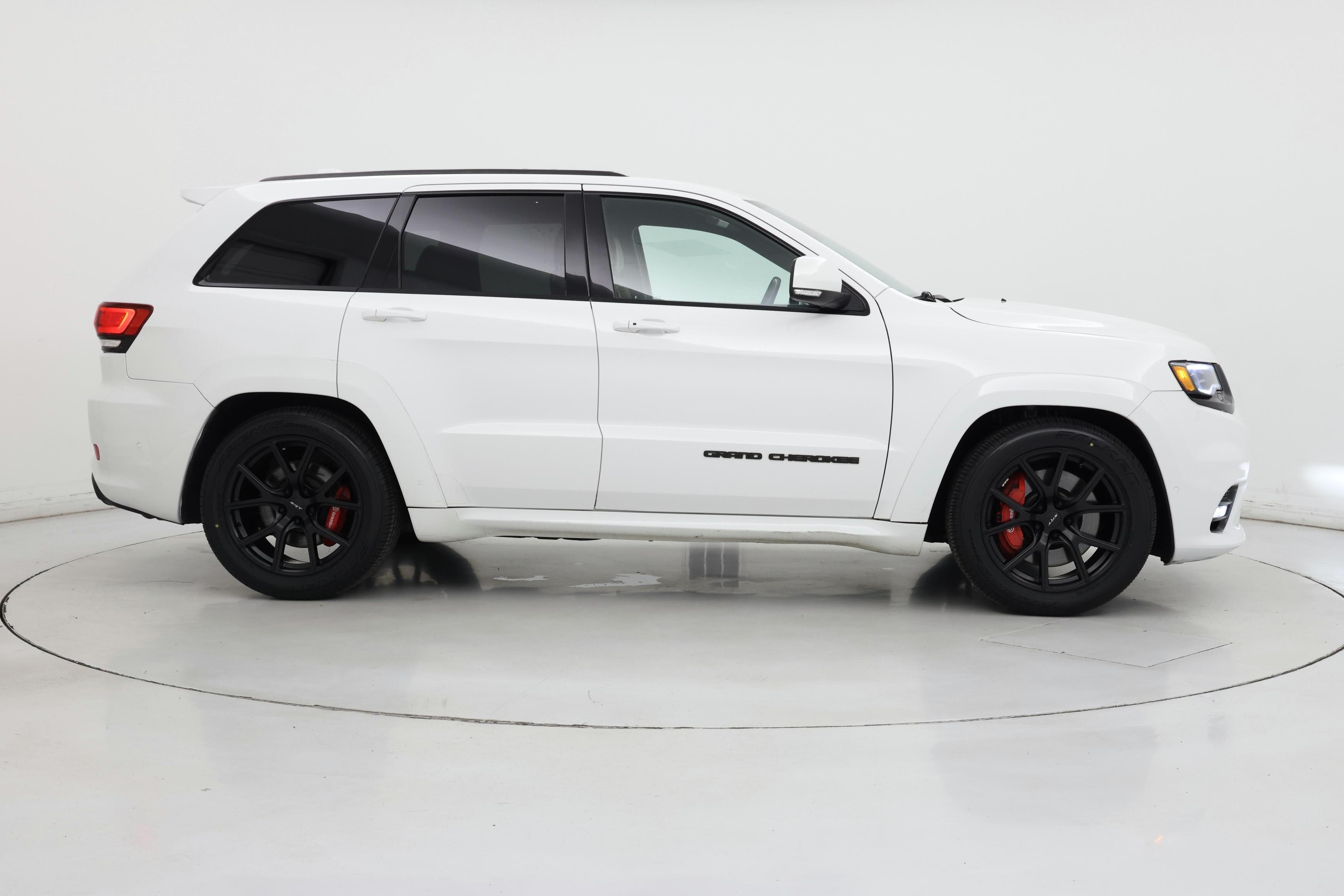 Thumbnail: 2018 Jeep Grand Cherokee - 7