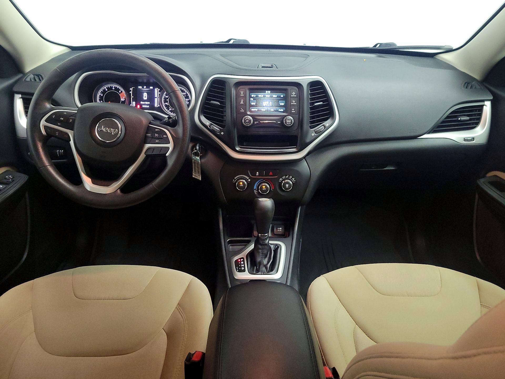 Thumbnail: 2016 Jeep Cherokee - 9