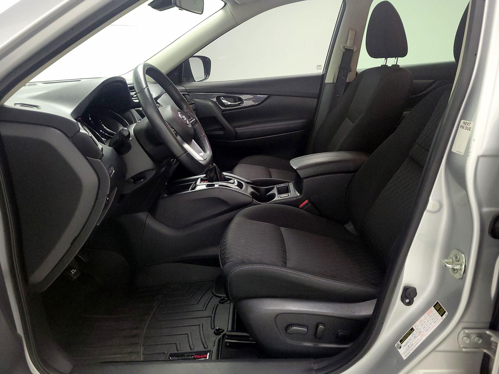 Thumbnail: 2019 Nissan Rogue - 11