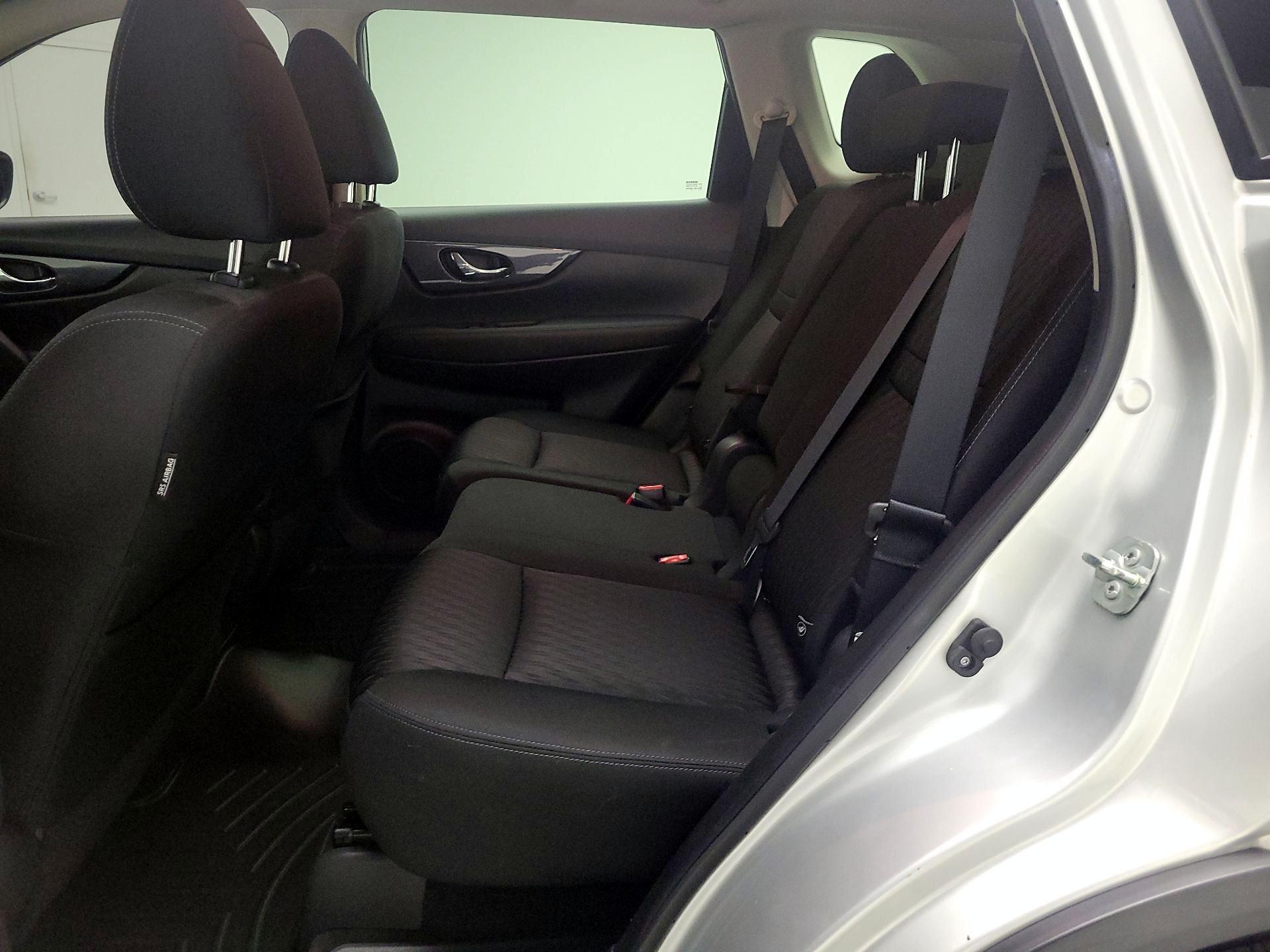 Thumbnail: 2019 Nissan Rogue - 19