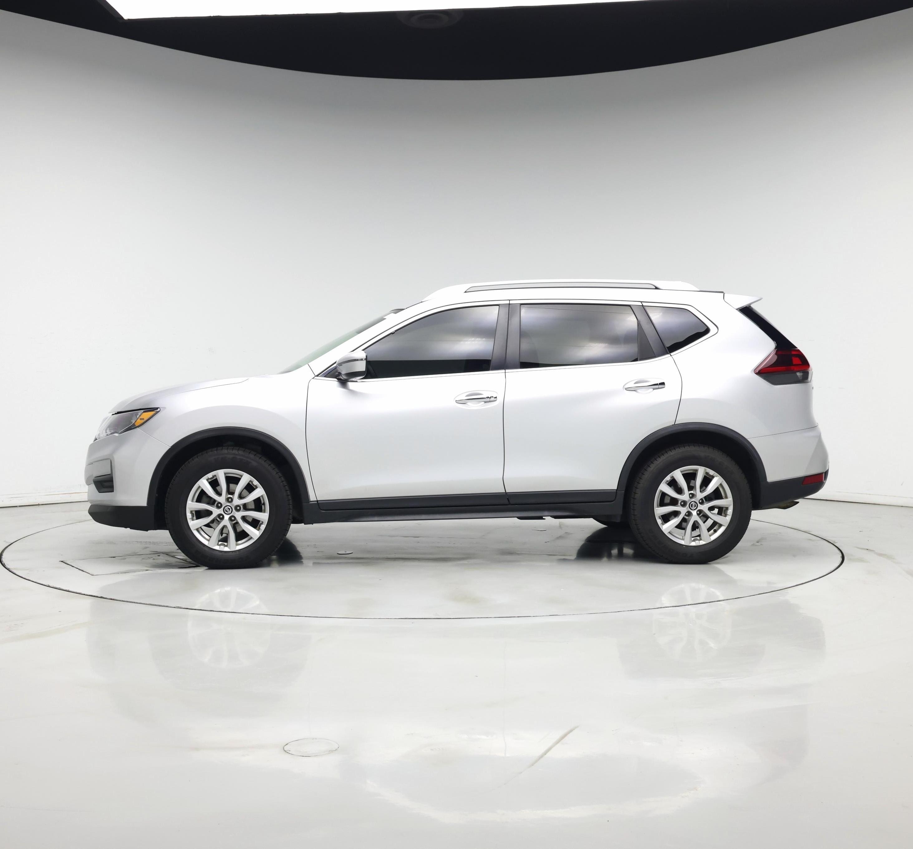 Thumbnail: 2019 Nissan Rogue - 3