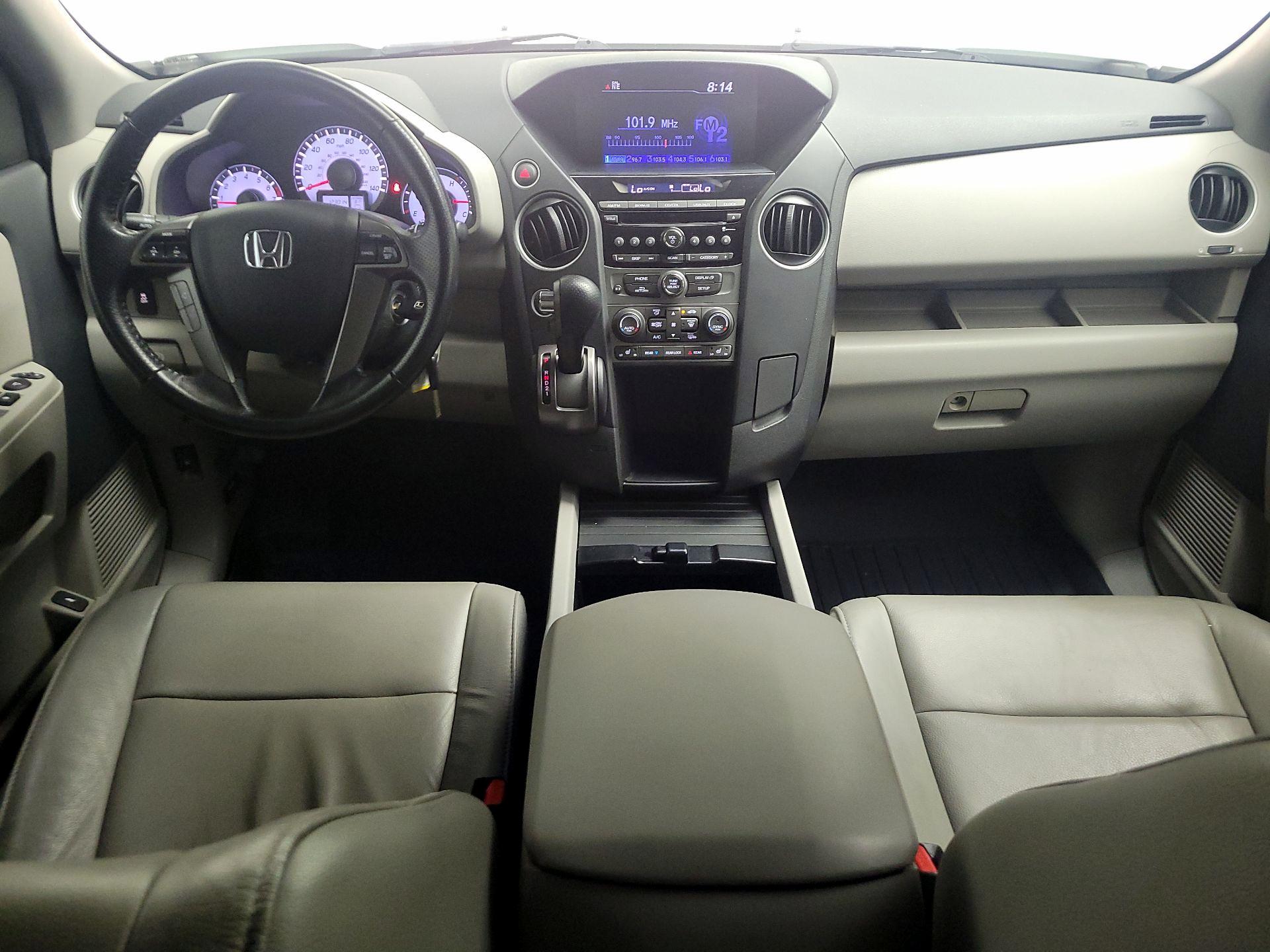 Thumbnail: 2015 Honda Pilot - 9