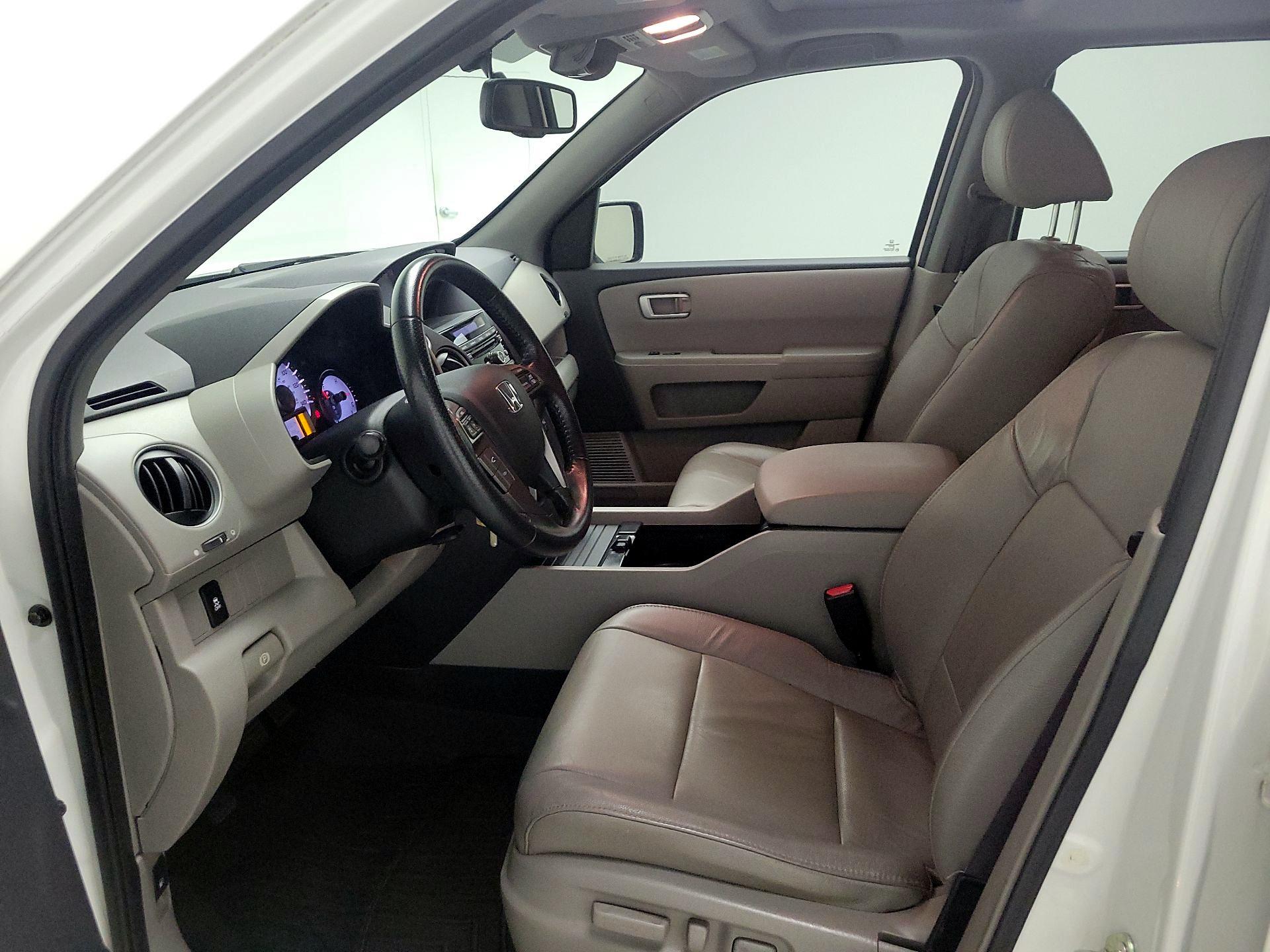 Thumbnail: 2015 Honda Pilot - 11