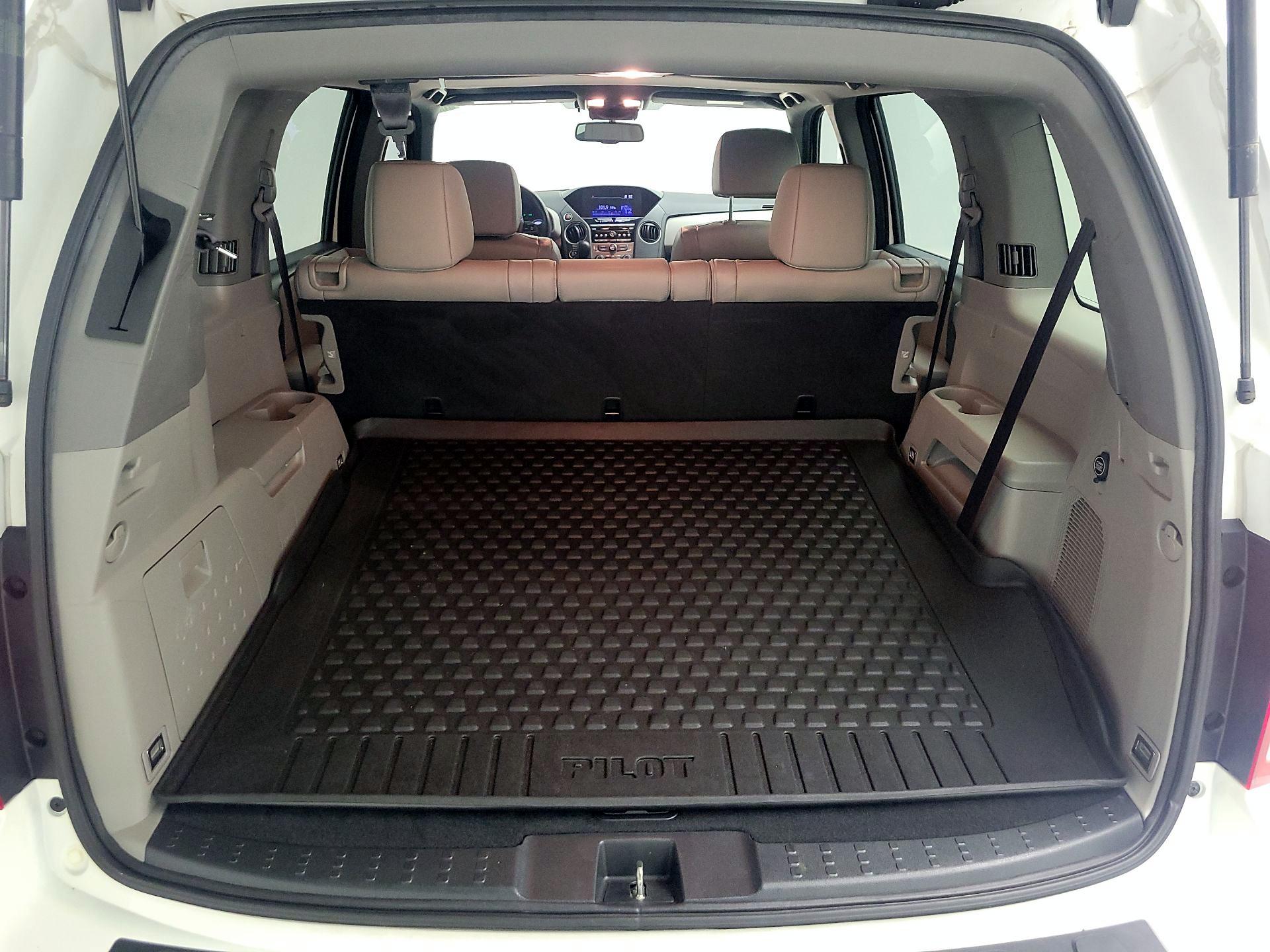 Thumbnail: 2015 Honda Pilot - 18