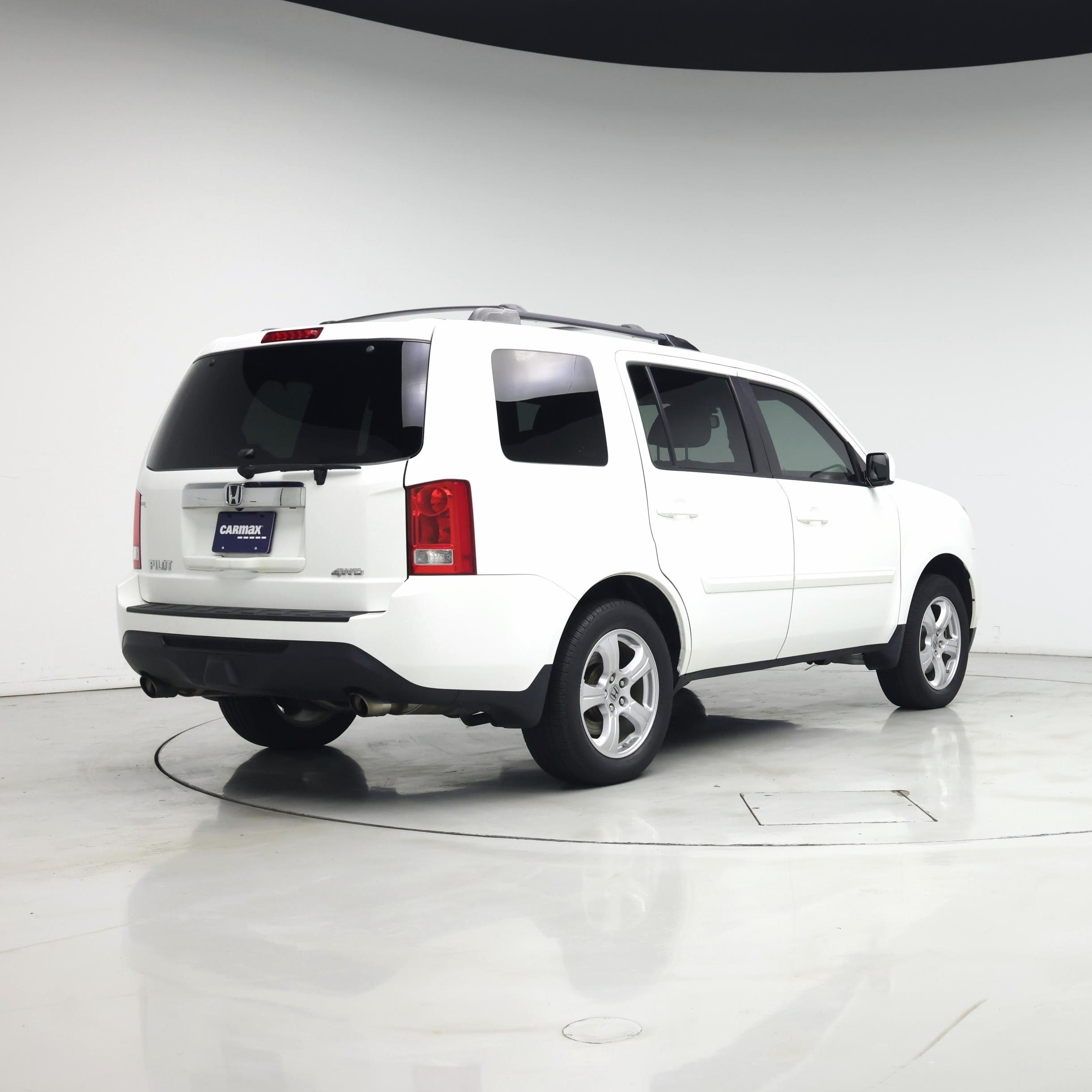 Thumbnail: 2015 Honda Pilot - 8