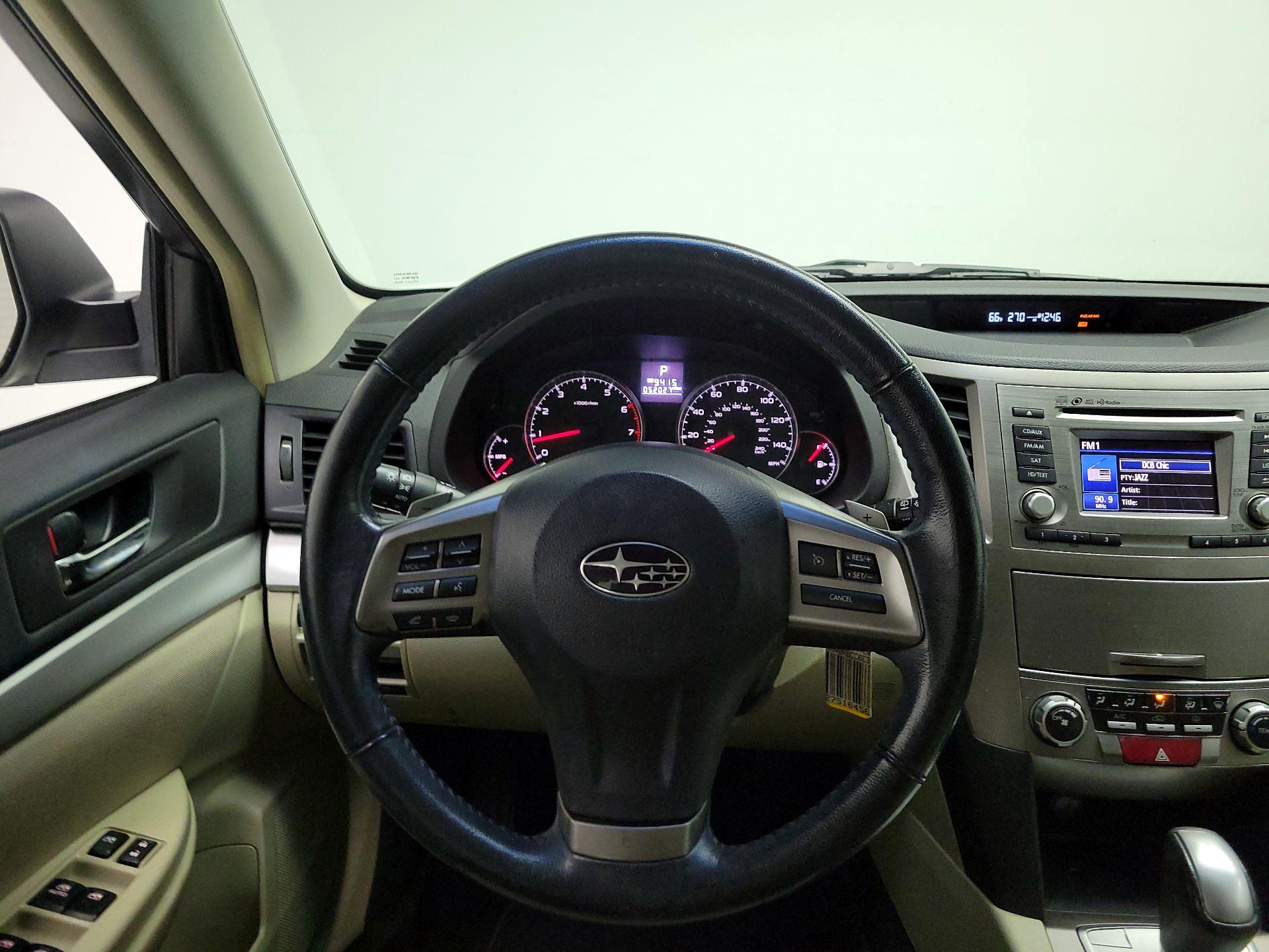 Thumbnail: 2014 Subaru Outback - 10