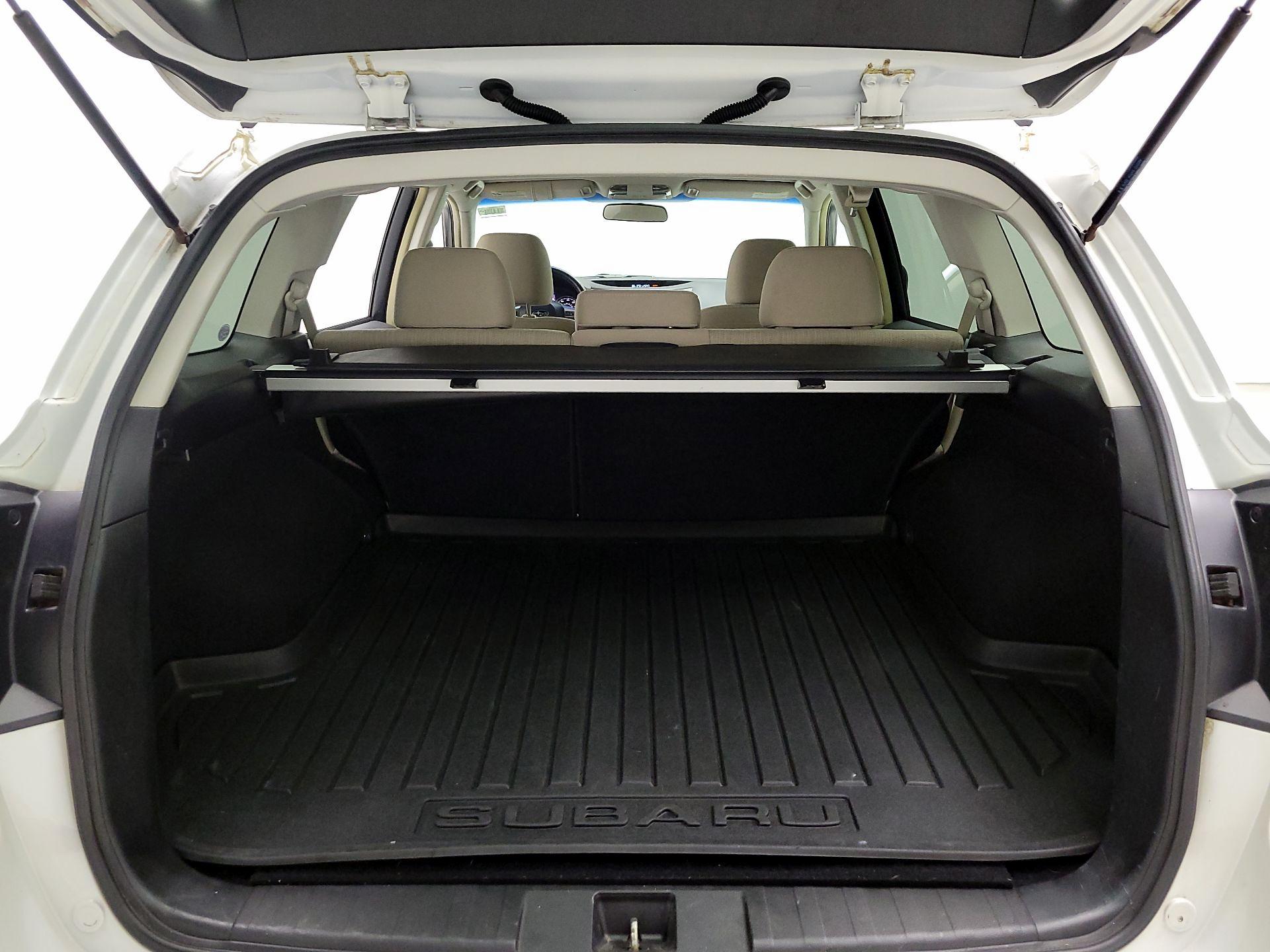 Thumbnail: 2014 Subaru Outback - 18