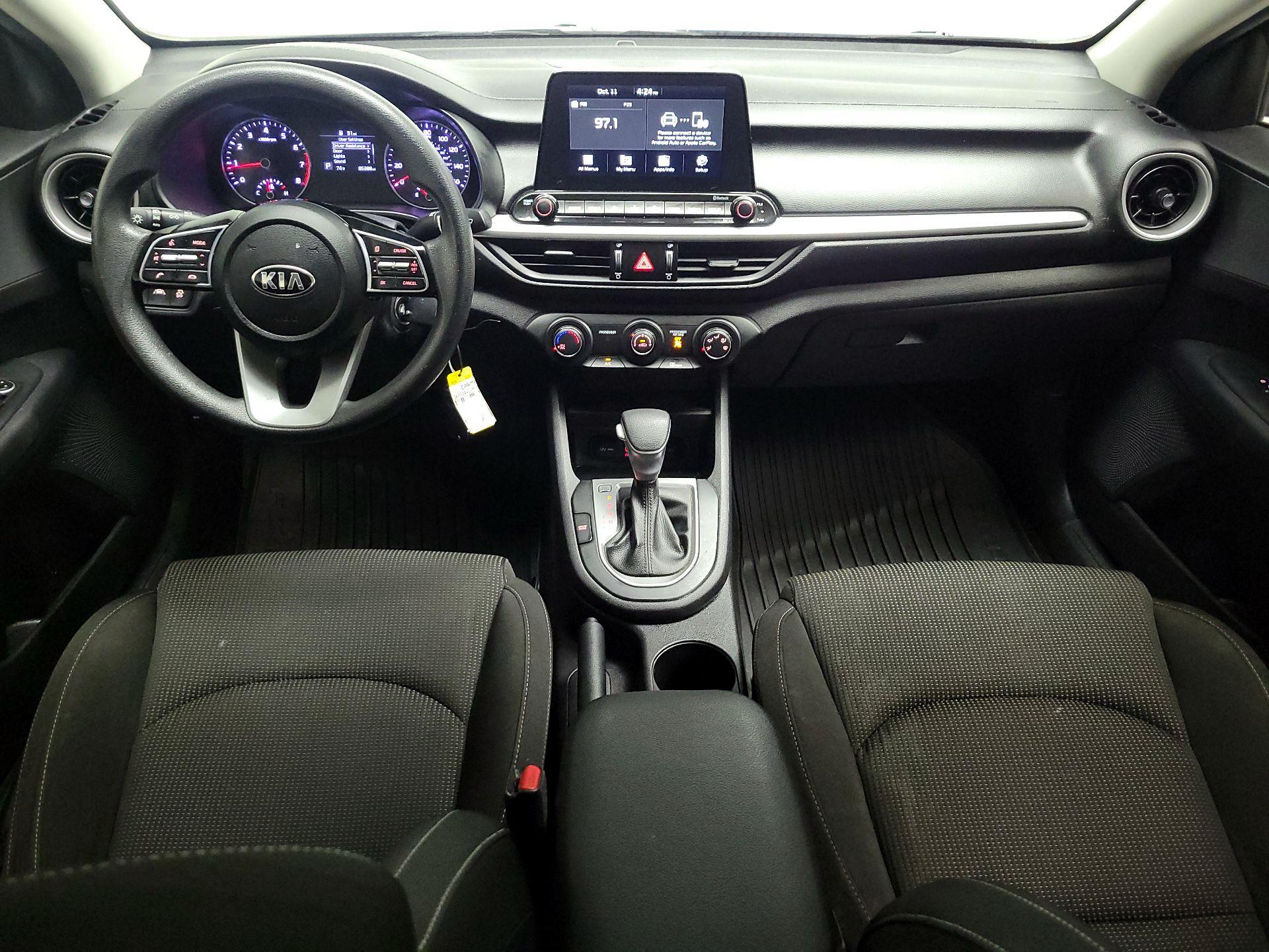 Thumbnail: 2021 Kia Forte - 9