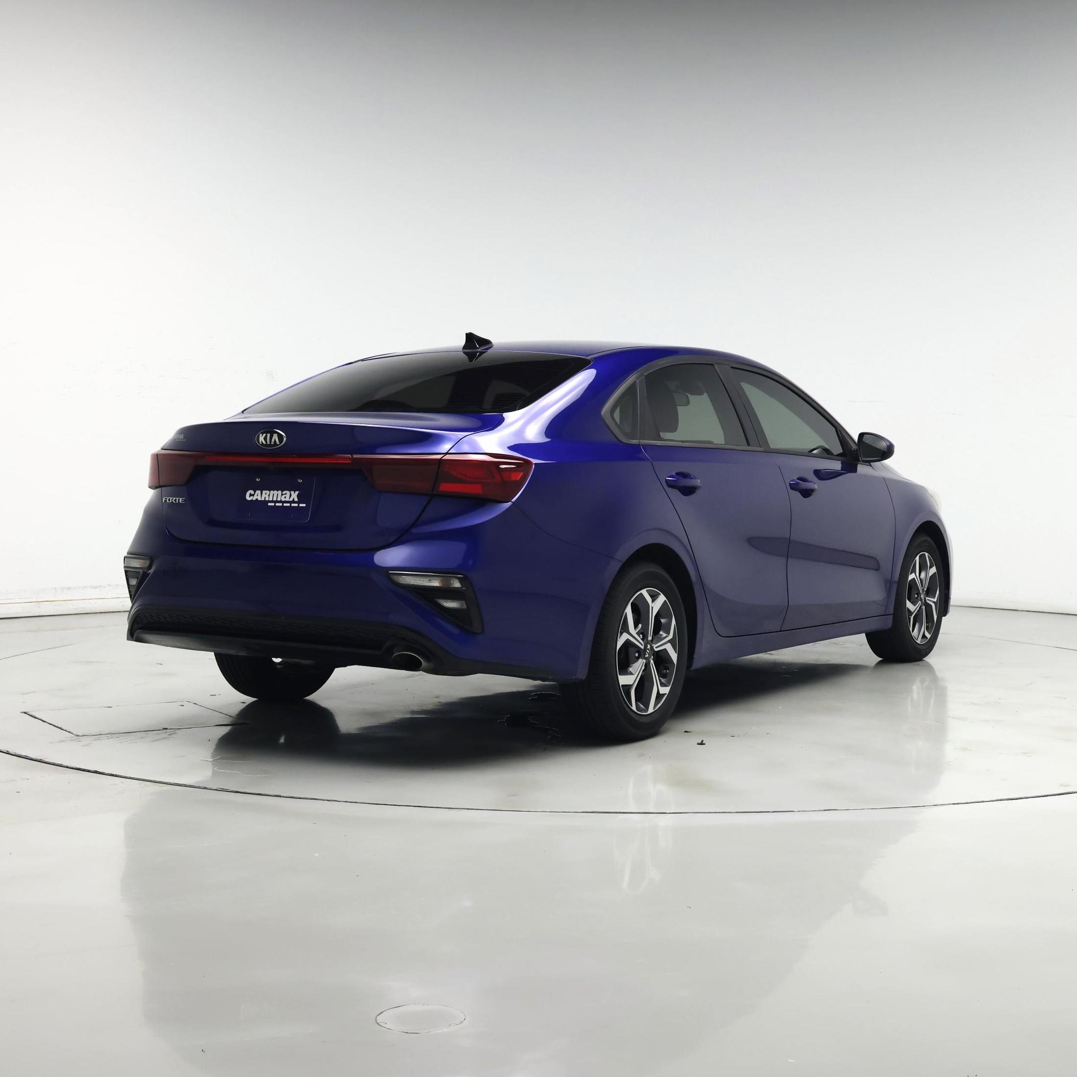 Thumbnail: 2021 Kia Forte - 8