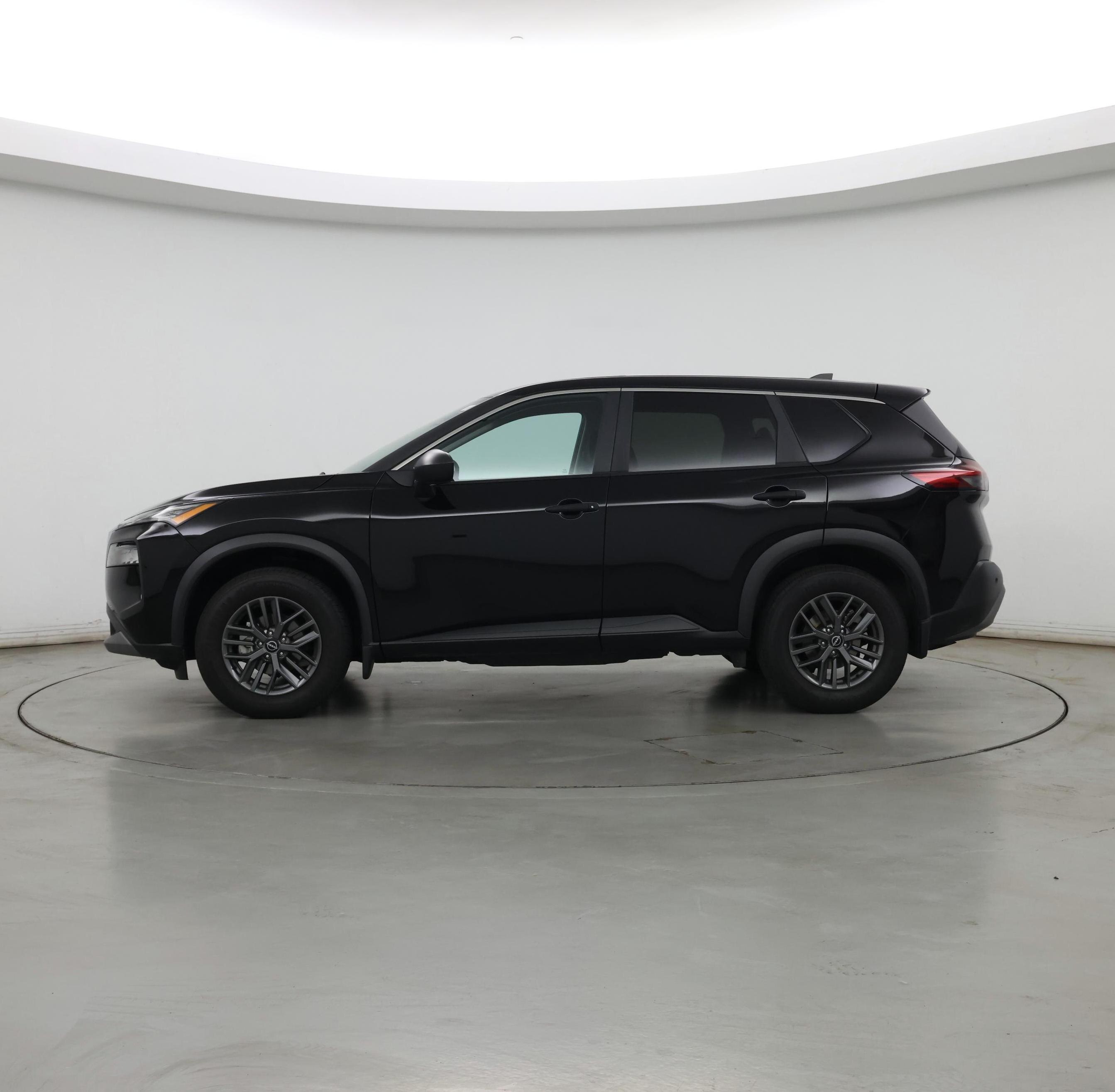 Thumbnail: 2023 Nissan Rogue - 3
