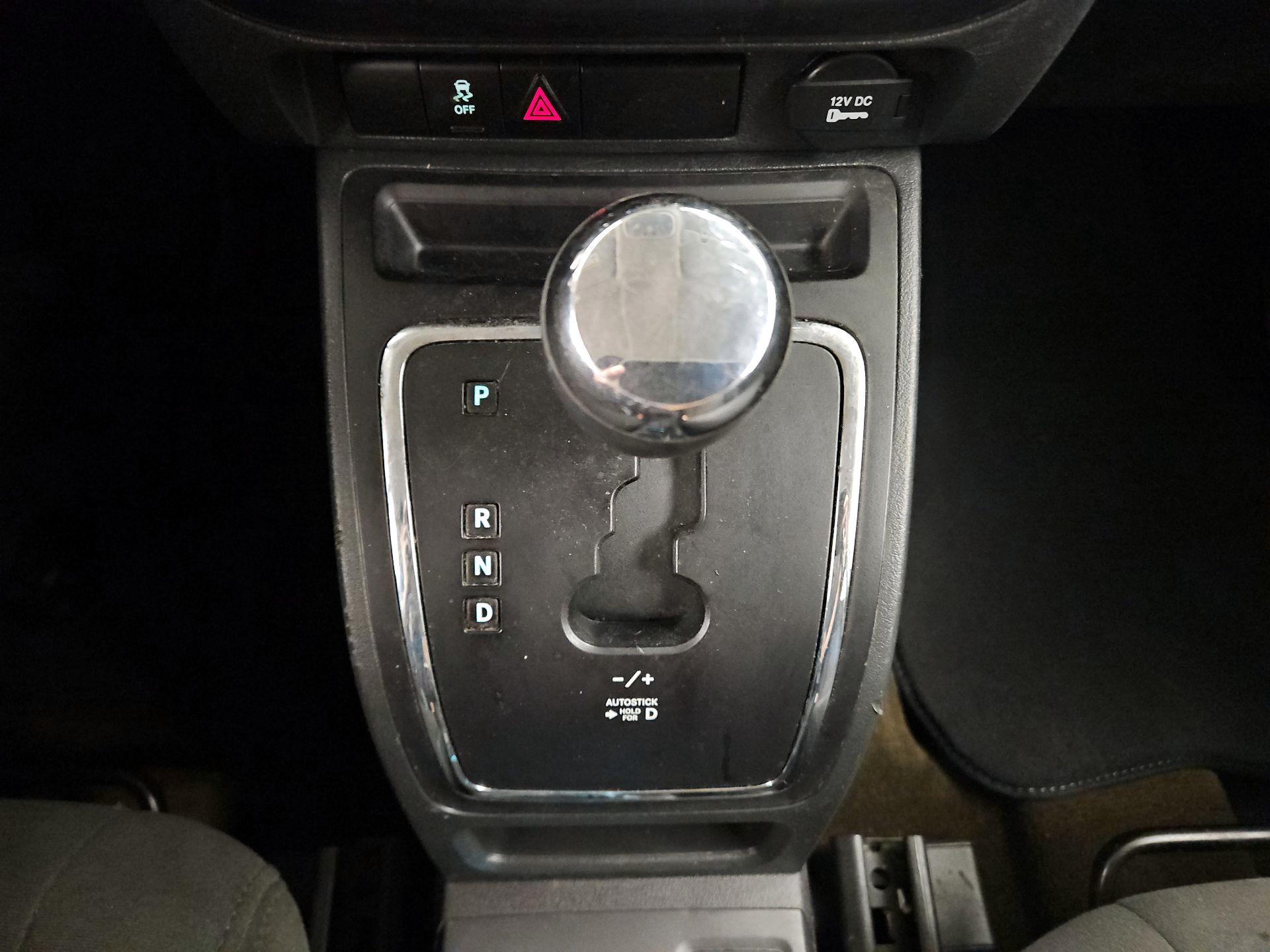 Thumbnail: 2016 Jeep Patriot - 16
