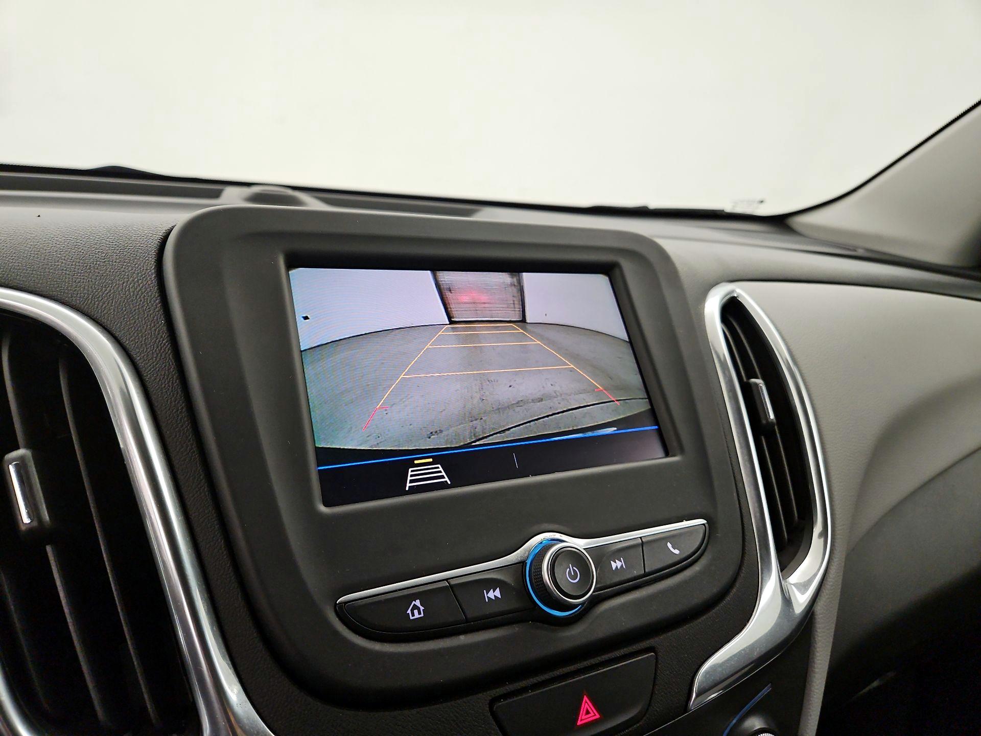 Thumbnail: 2020 Chevrolet Equinox - 14