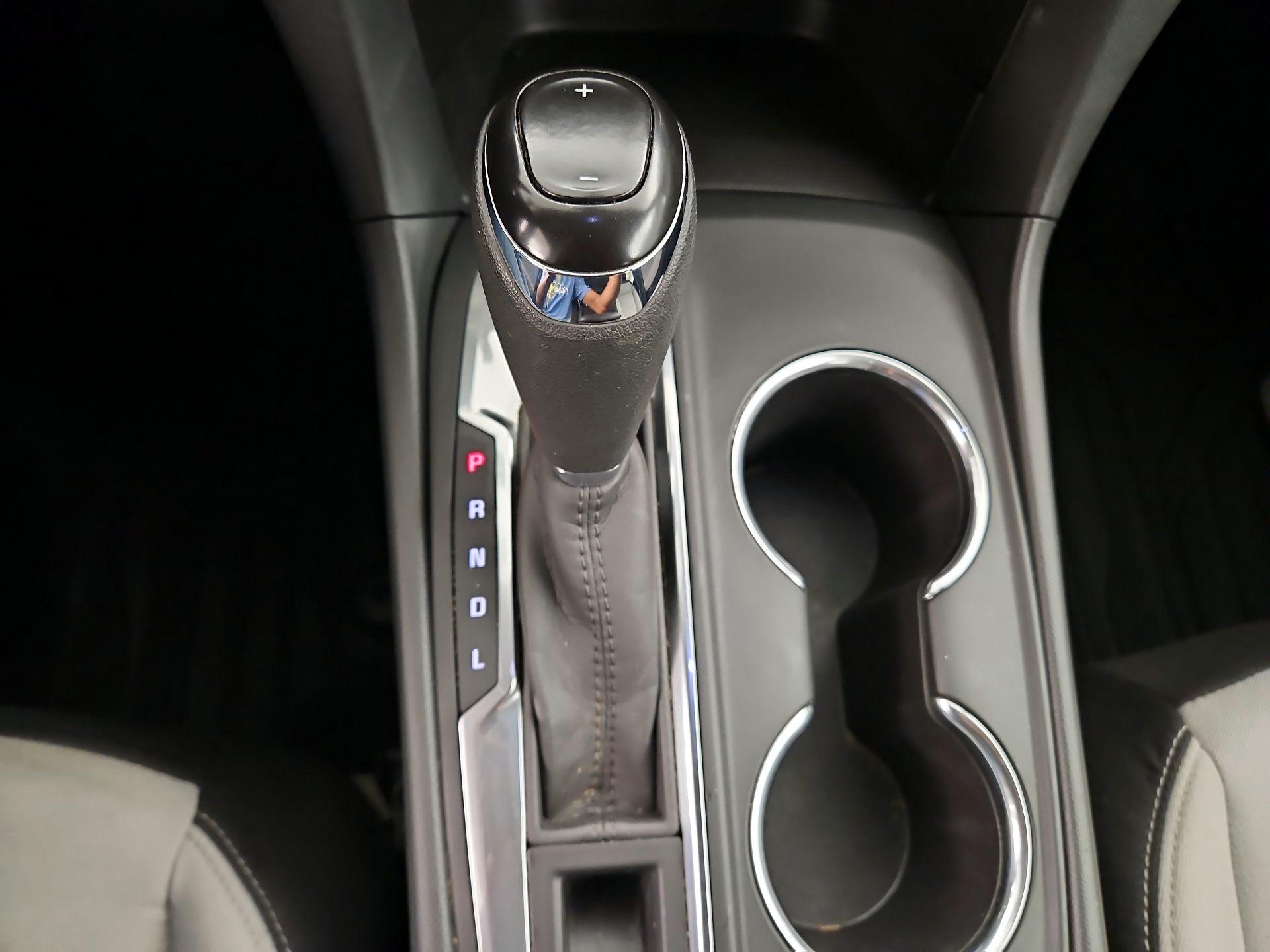 Thumbnail: 2020 Chevrolet Equinox - 17