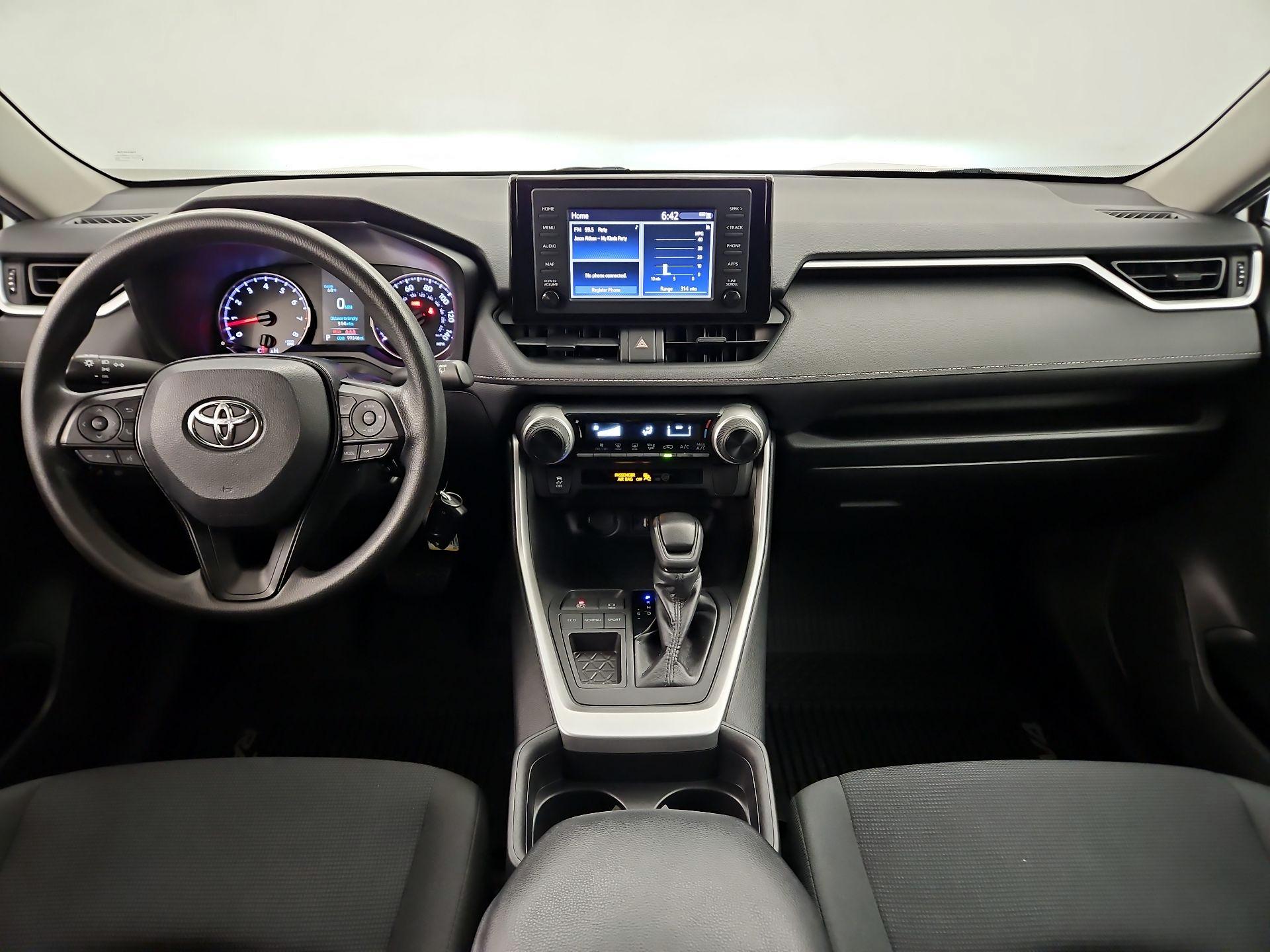 Thumbnail: 2019 Toyota RAV4 - 9