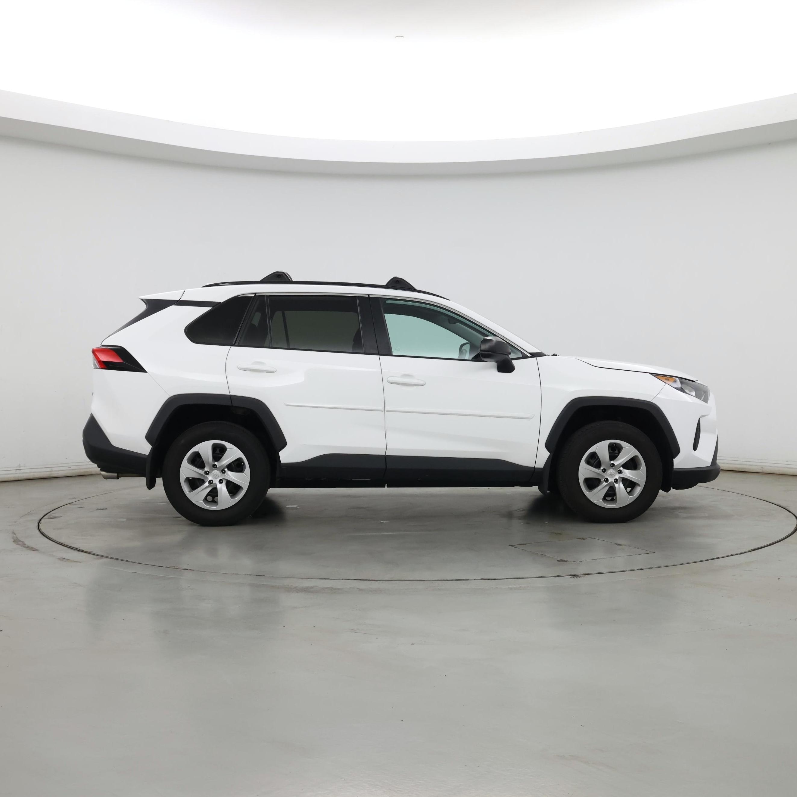 Thumbnail: 2019 Toyota RAV4 - 7