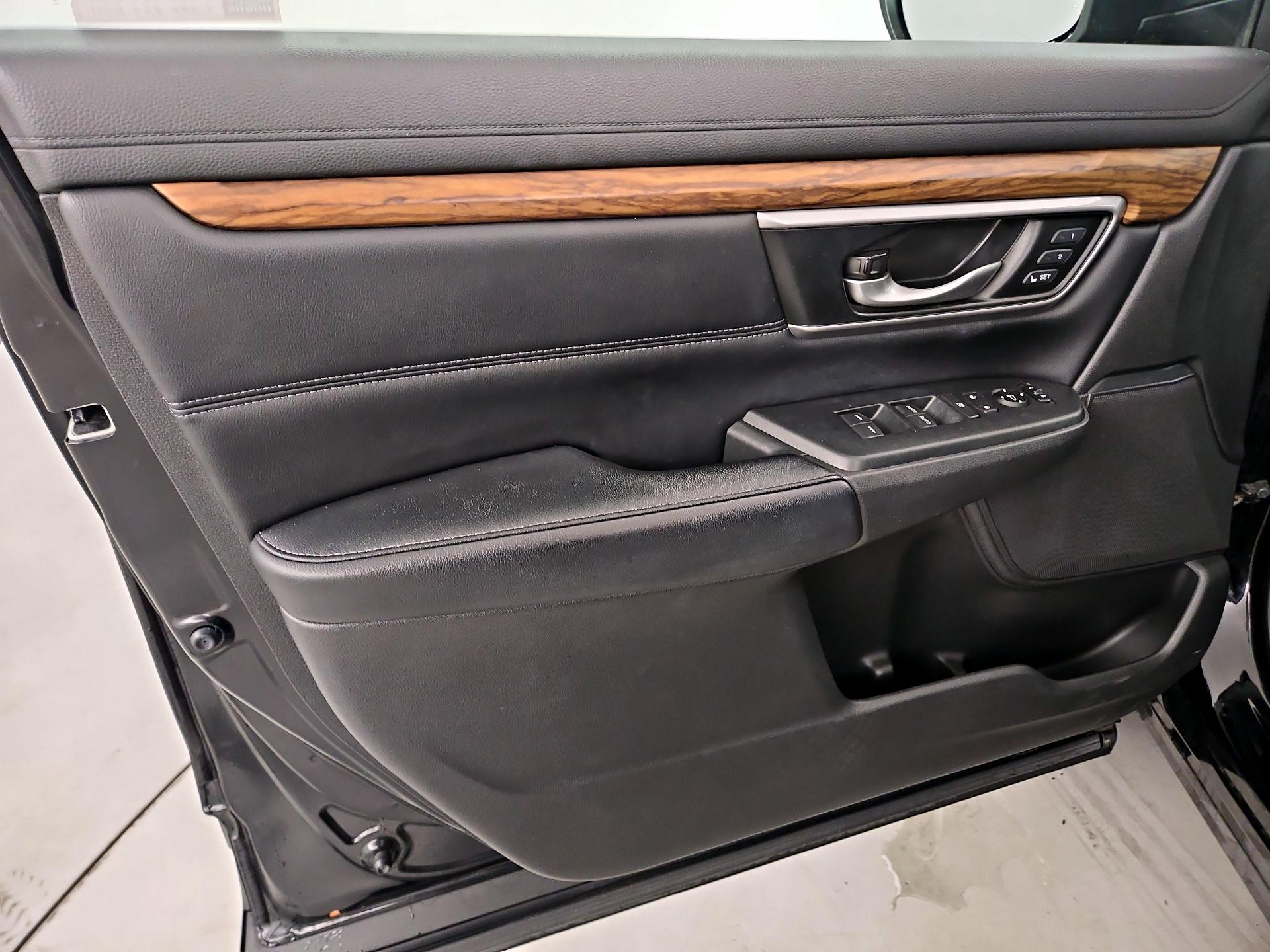 Thumbnail: 2018 Honda CR-V - 12